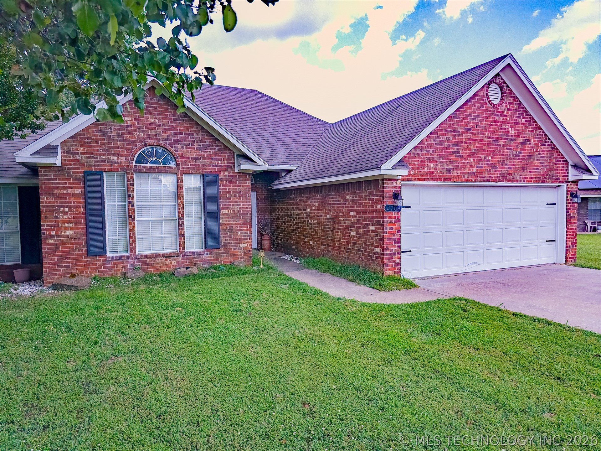 2704 Forrest Circle Property Photo 5