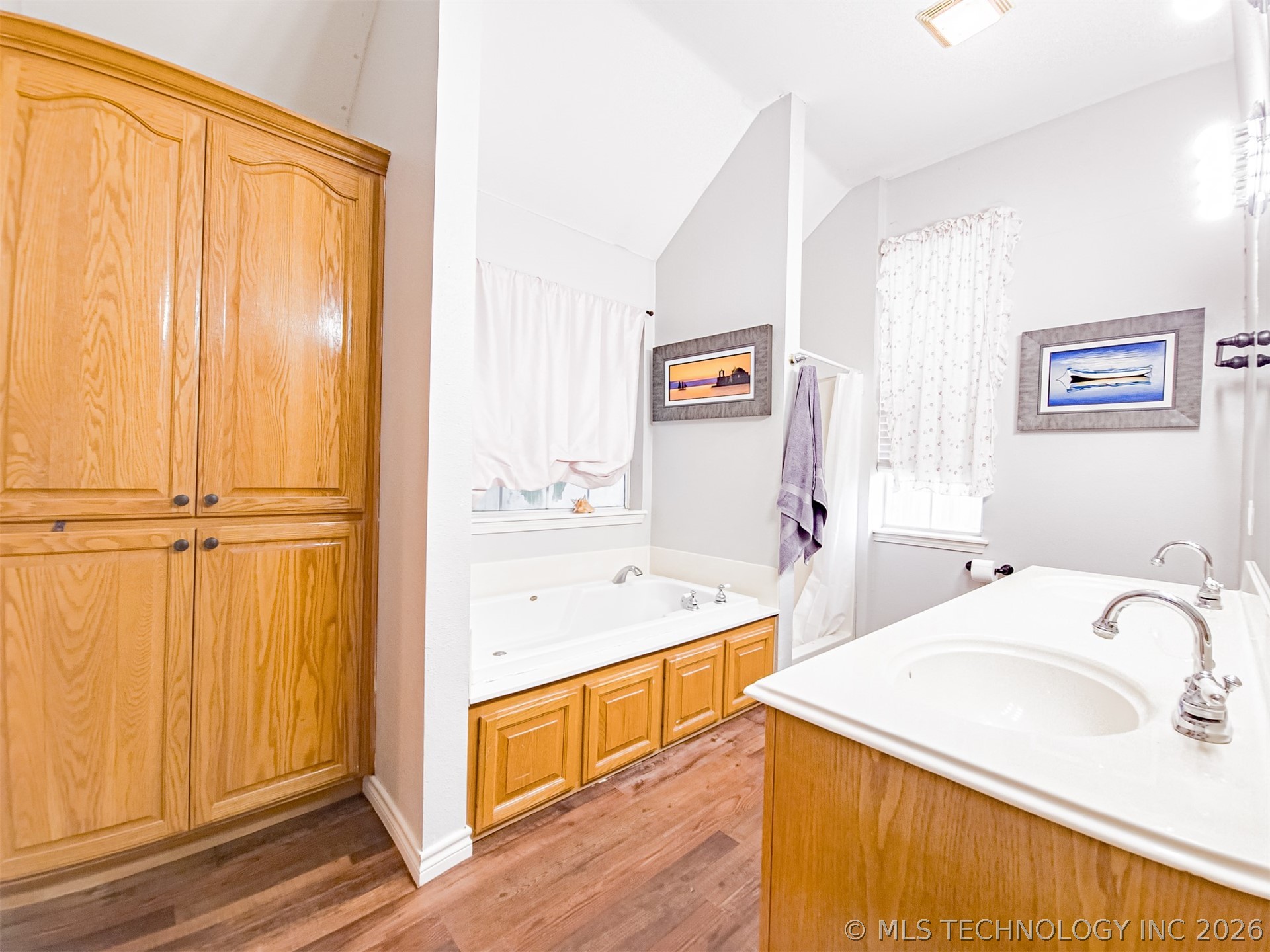 2704 Forrest Circle Property Photo 9