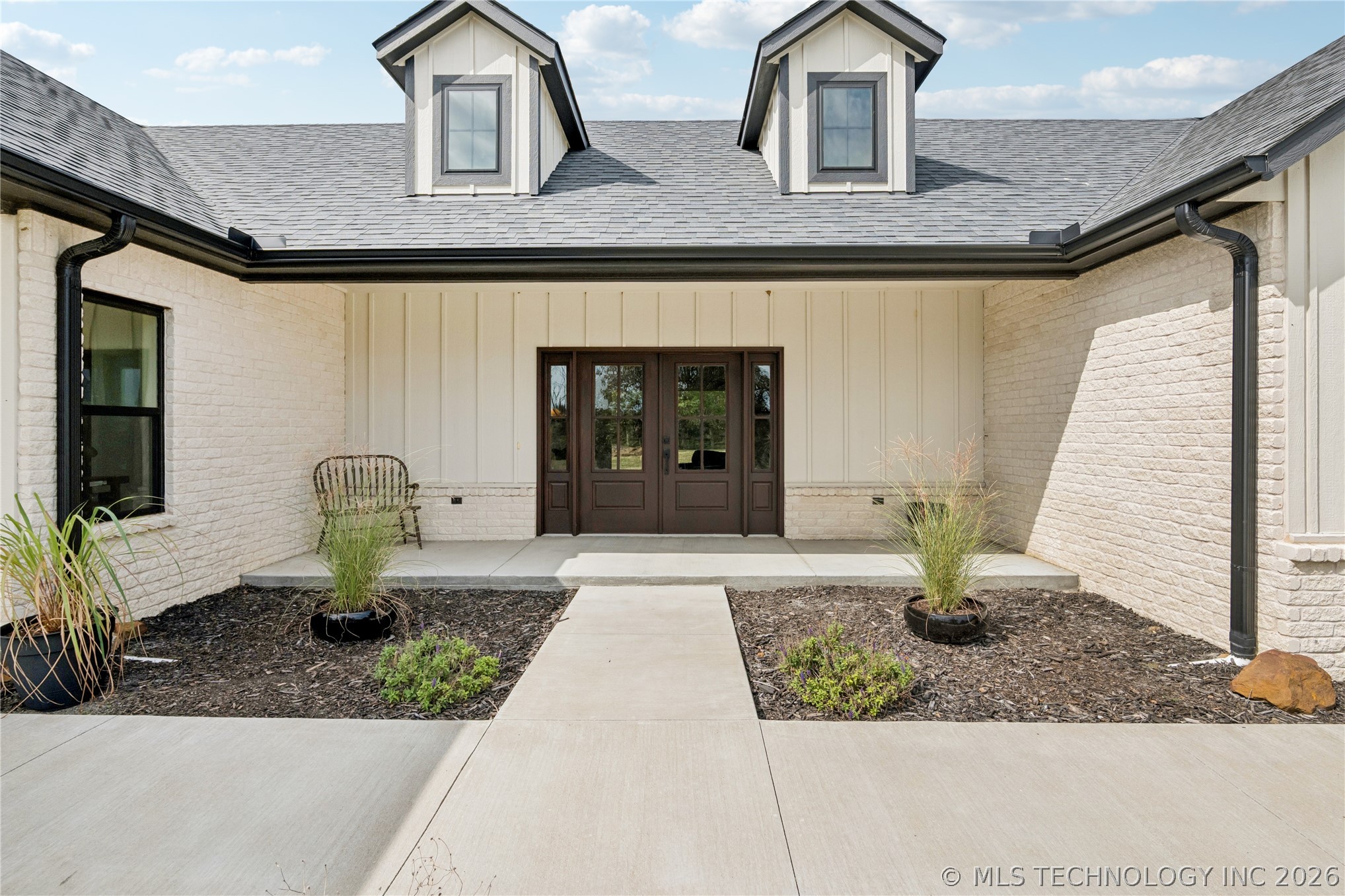 16064 S 4210 Road Property Photo 6
