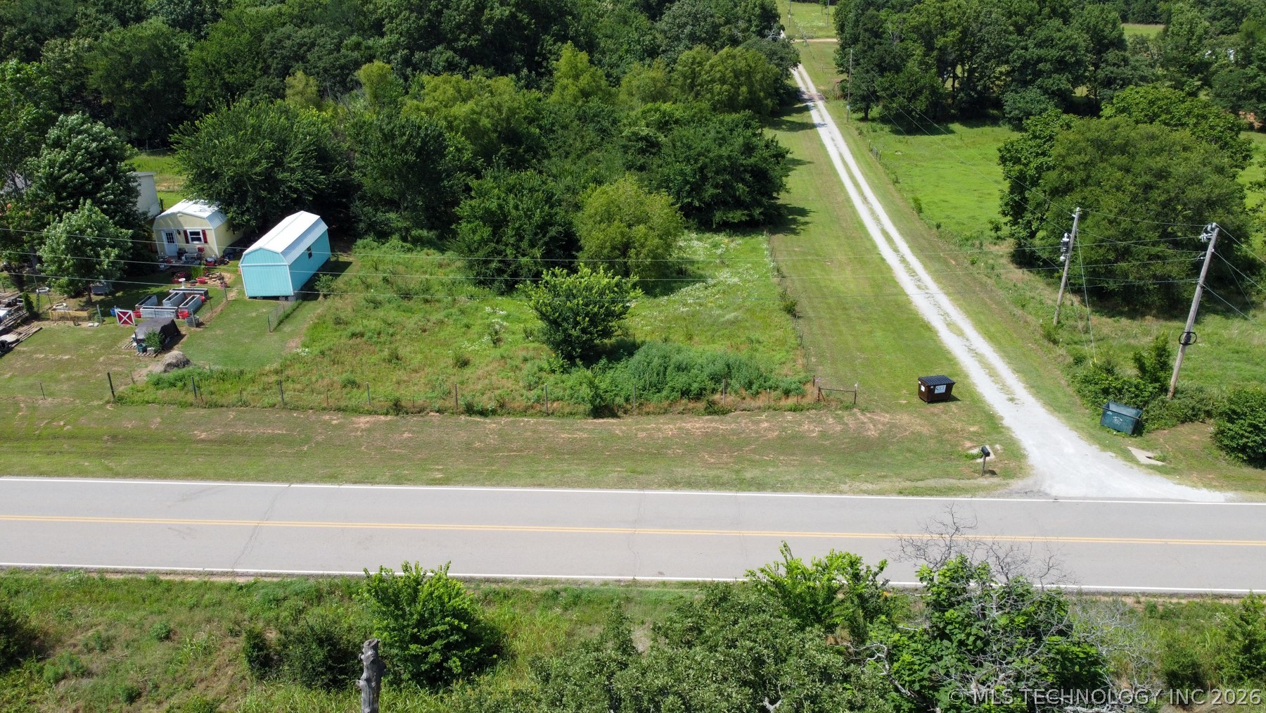 369084 E 960 Road Property Photo 24