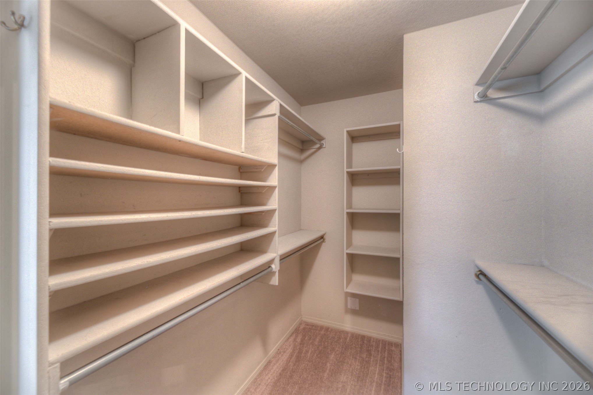 725 W 98th Street Property Photo 16