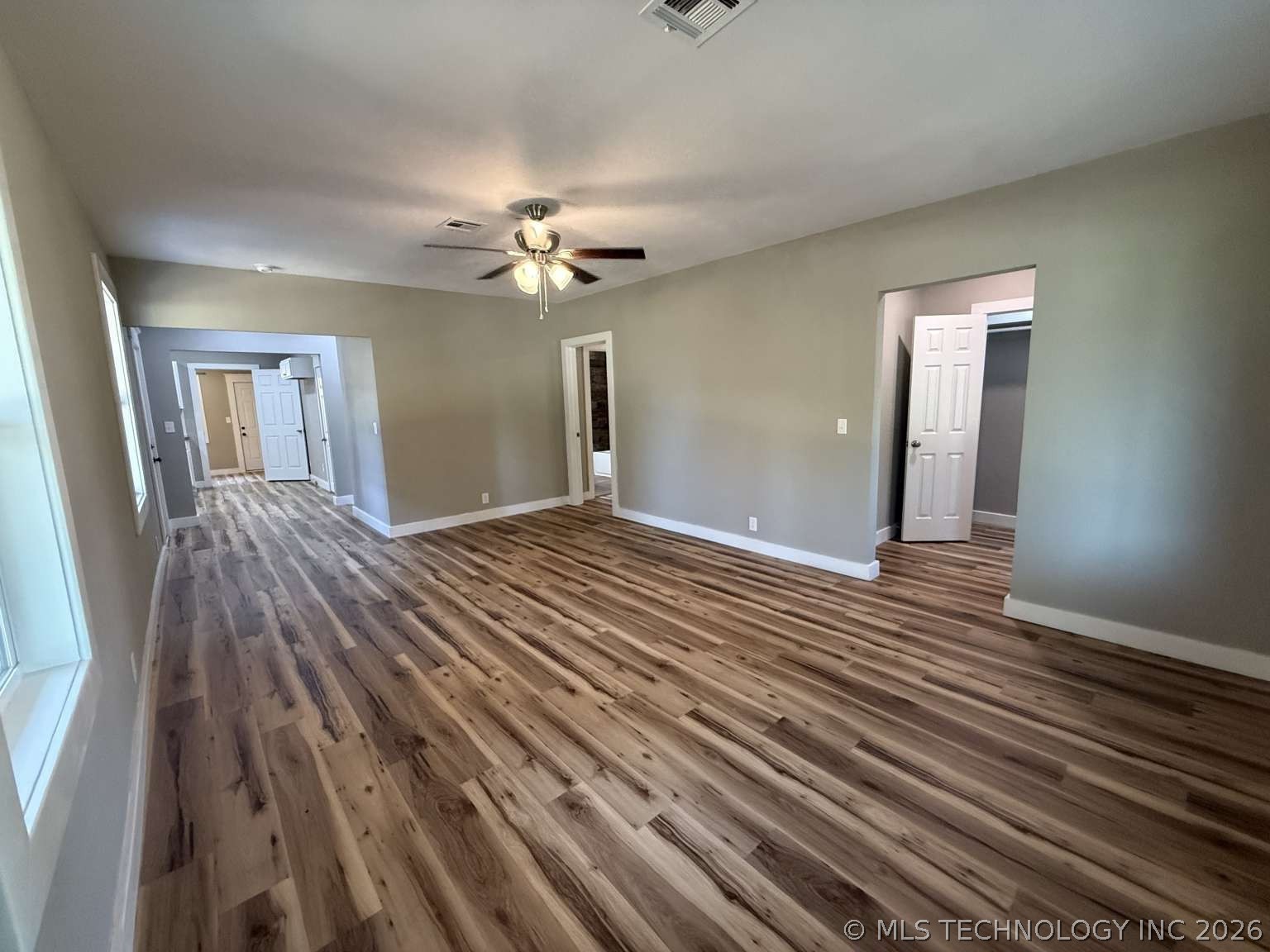 315 Lawrence Property Photo 7