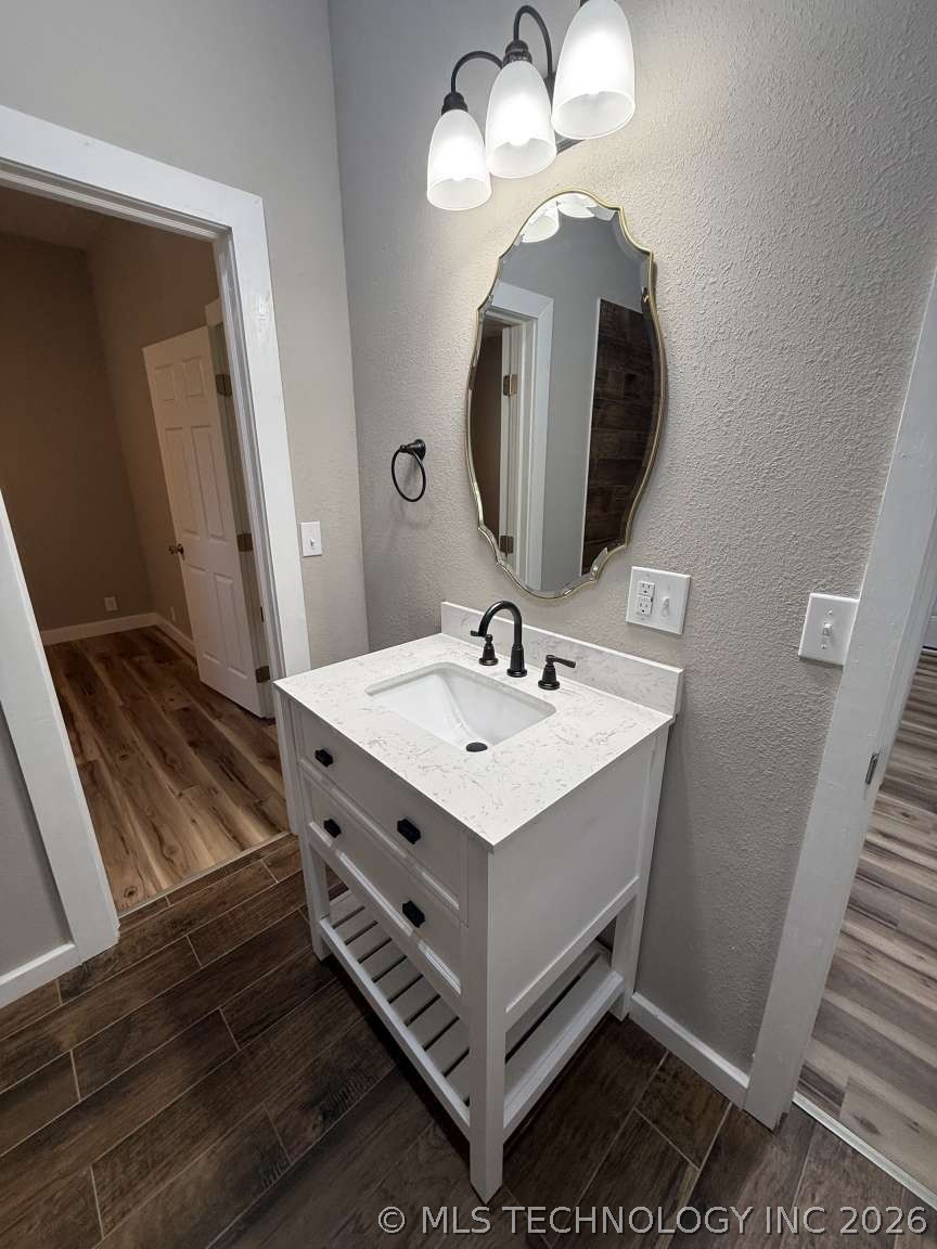 315 Lawrence Property Photo 16