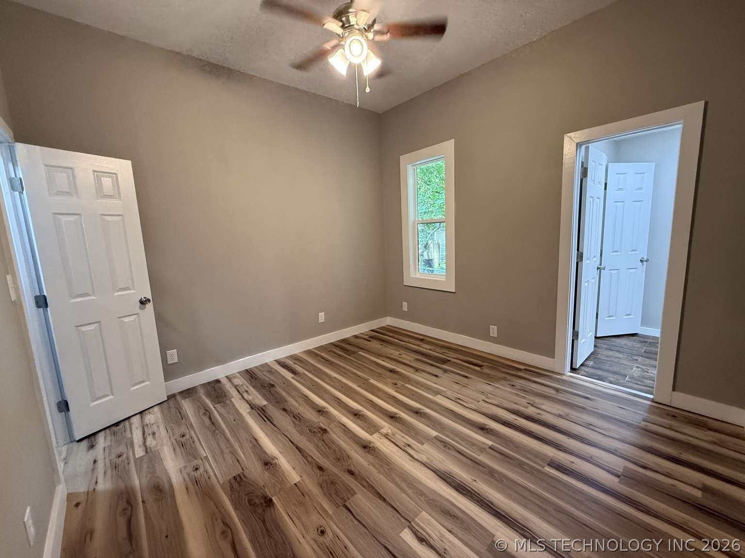 315 Lawrence Property Photo 21