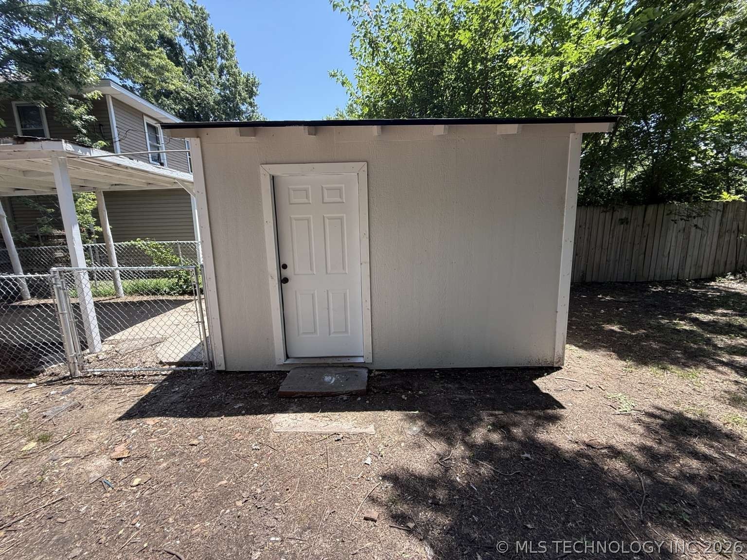315 Lawrence Property Photo 46