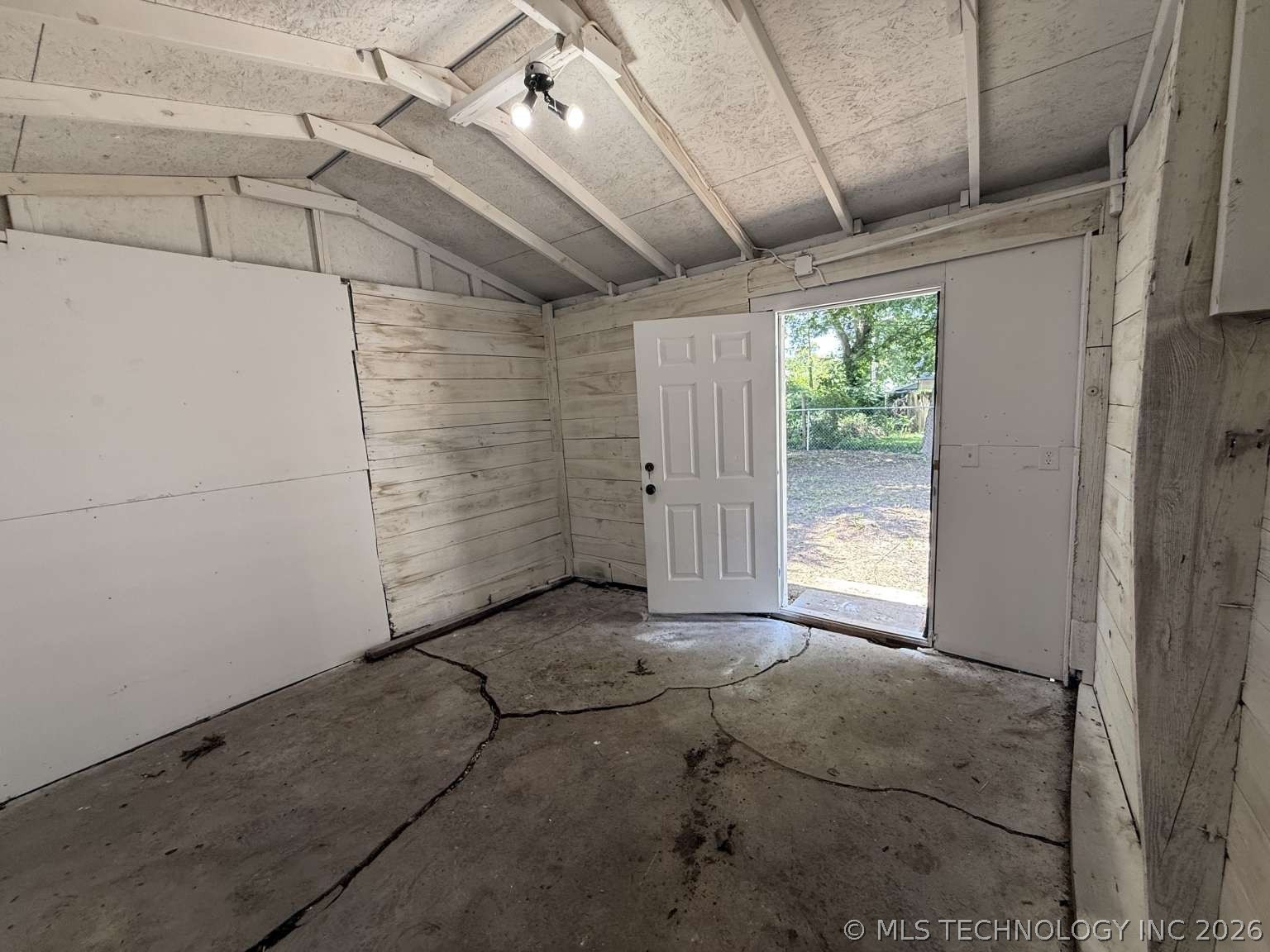 315 Lawrence Property Photo 48