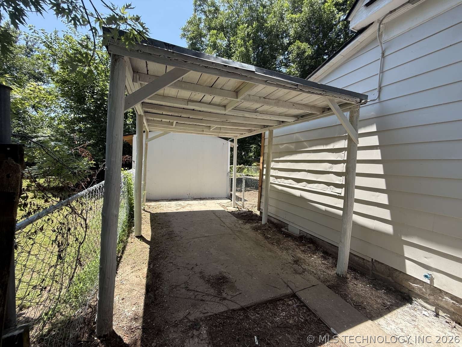 315 Lawrence Property Photo 49
