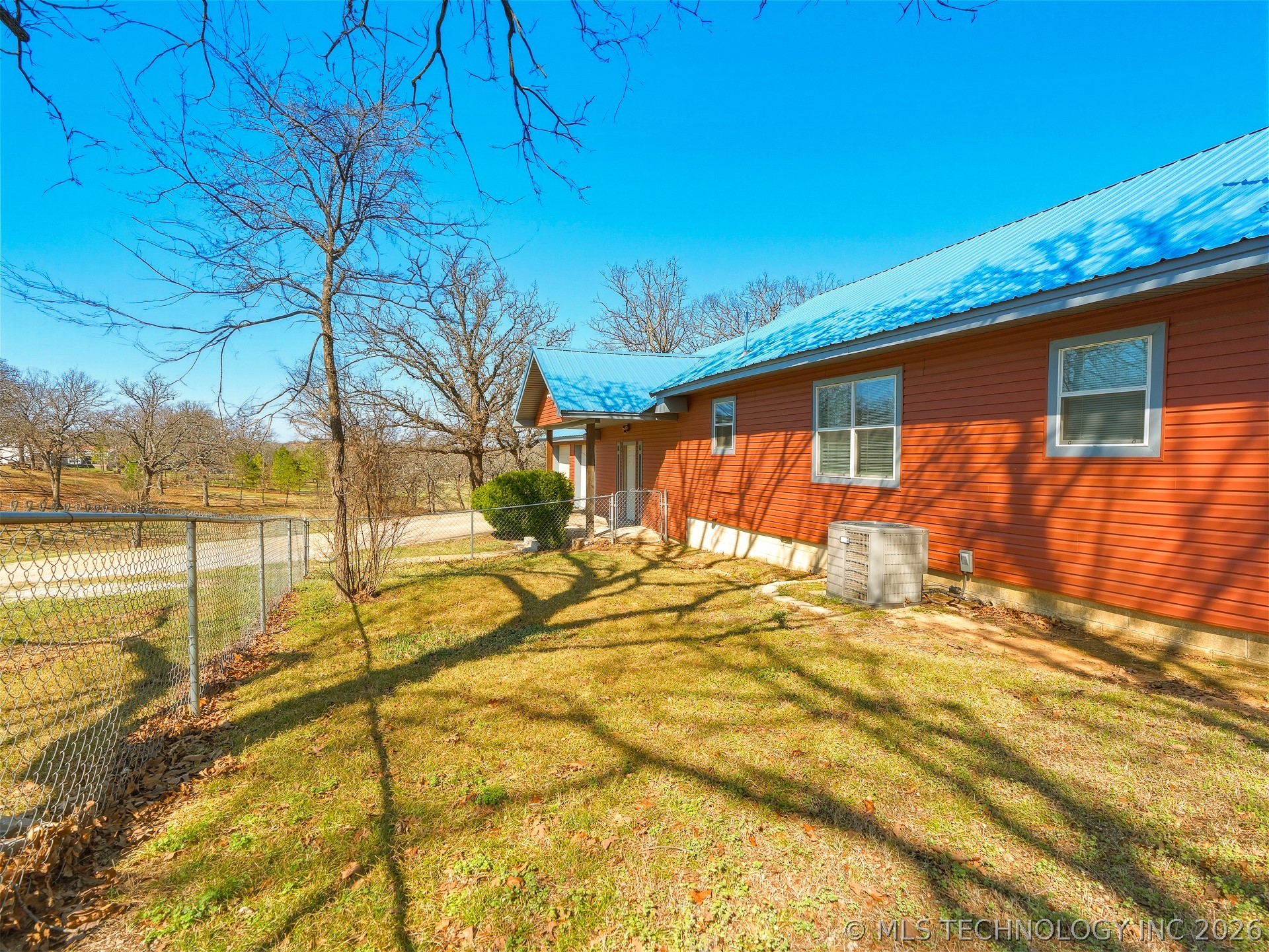 2393 Masters Property Photo 6