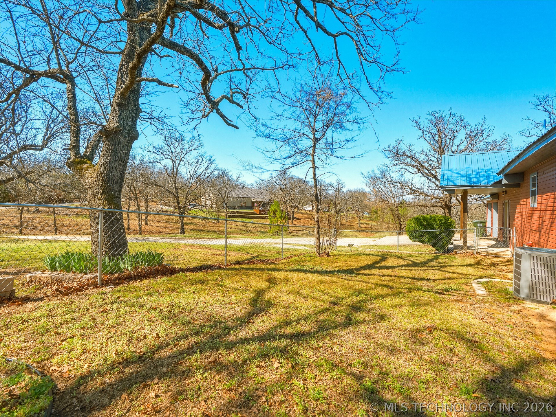 2393 Masters Property Photo 7