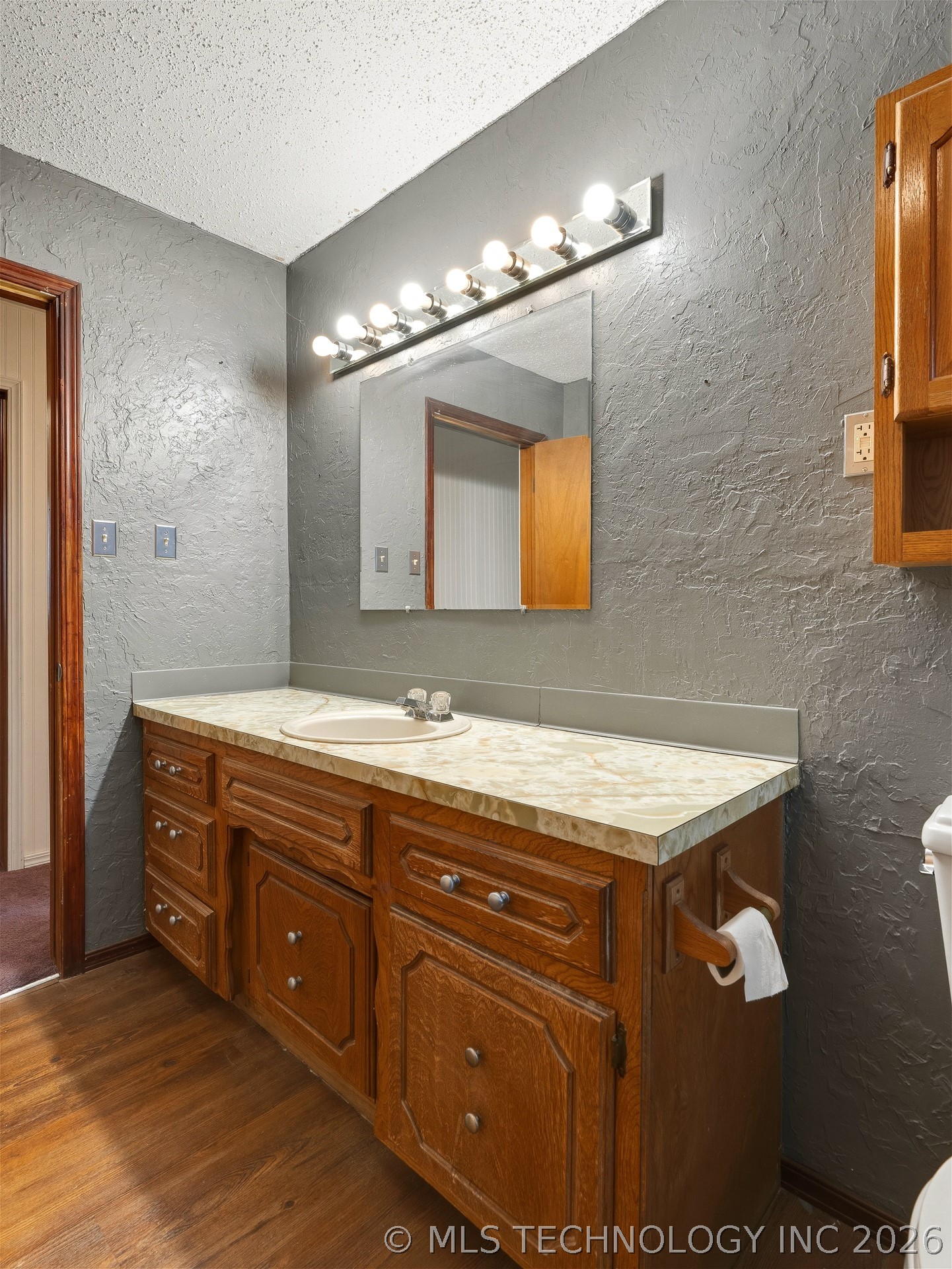 2393 Masters Property Photo 33