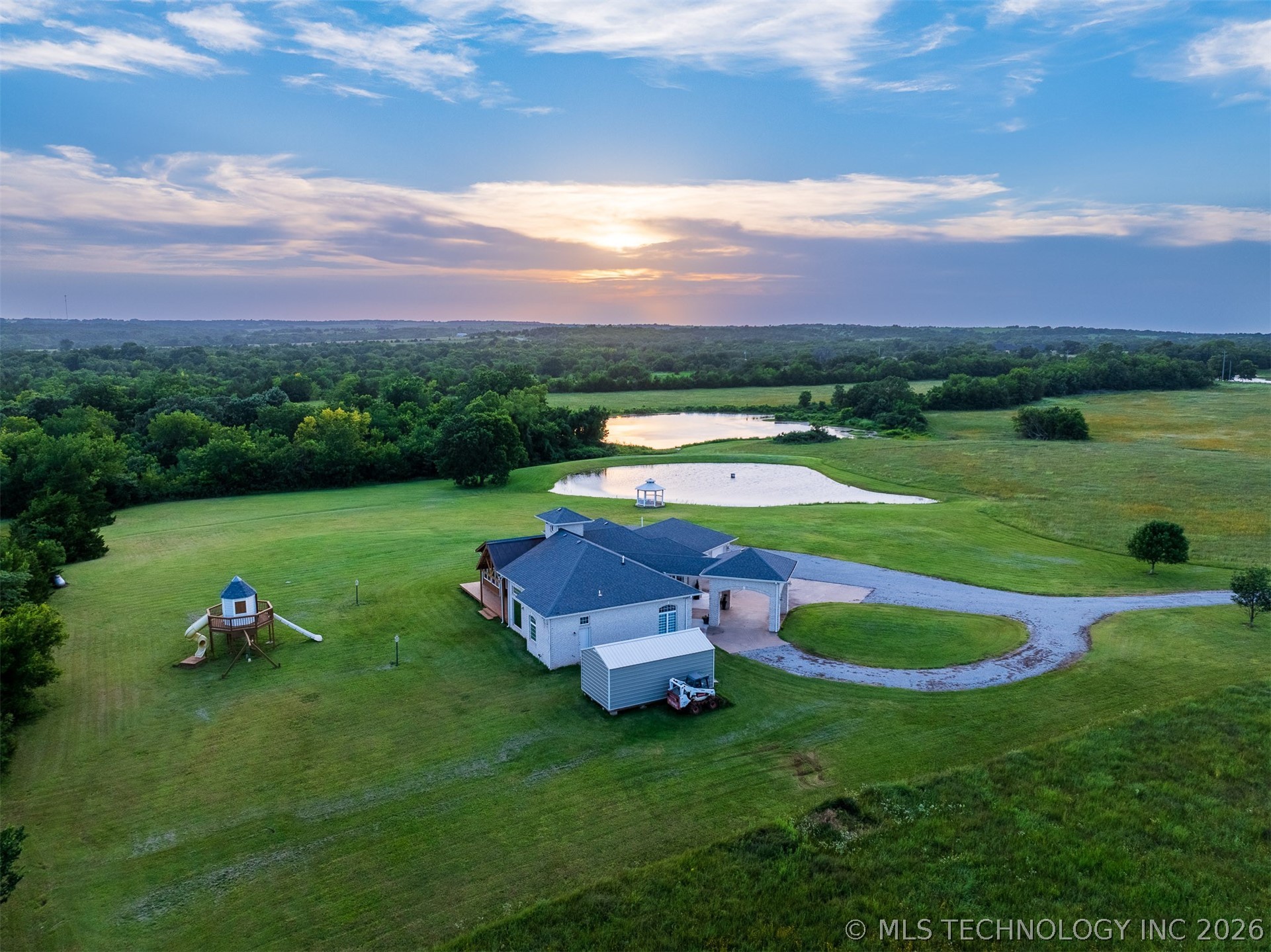 353800 E 5400 Road Property Photo 10