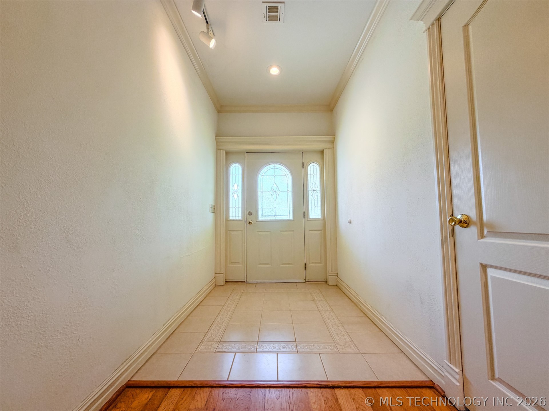 15224 W Jones Road Property Photo 7