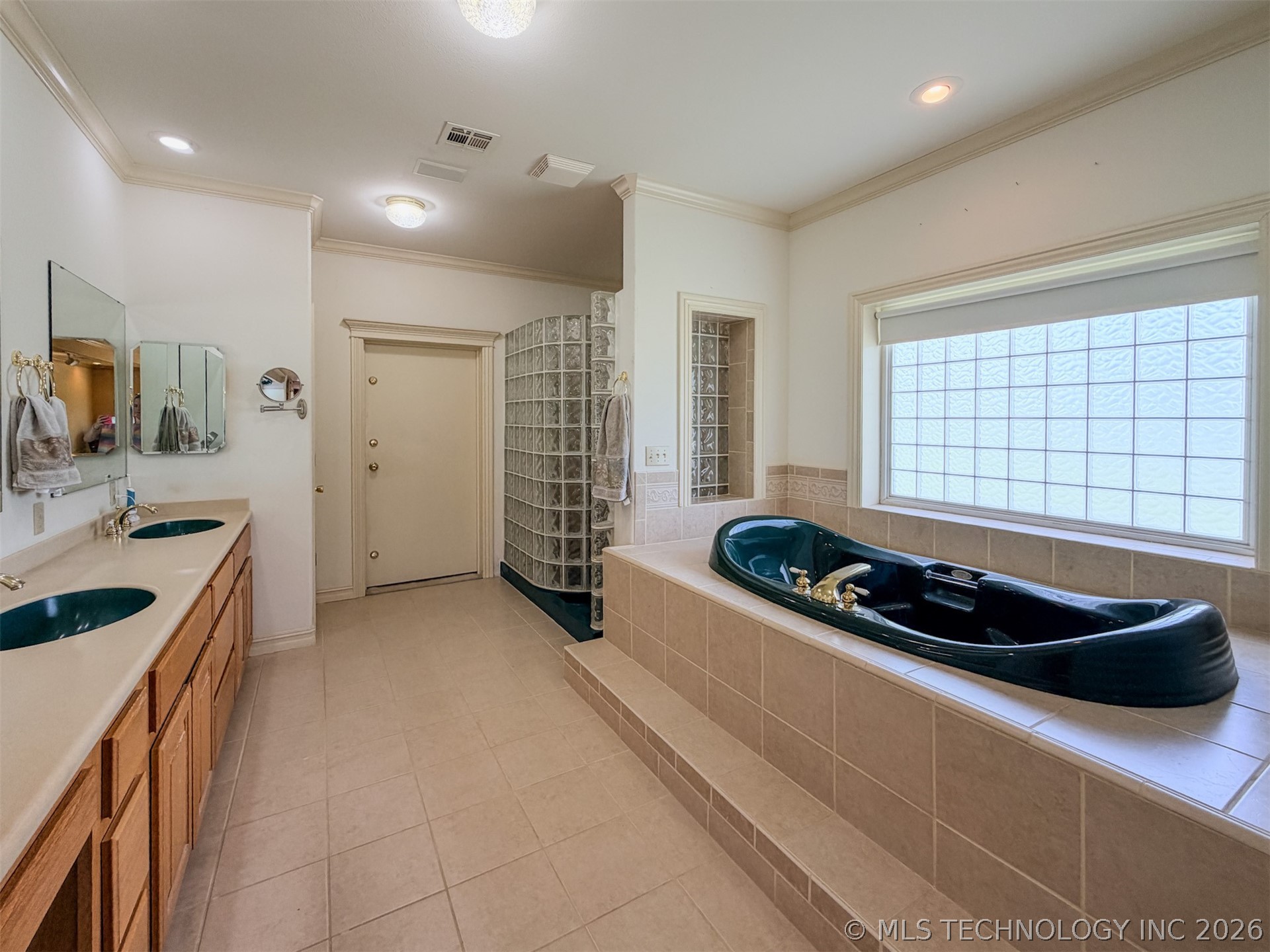 15224 W Jones Road Property Photo 44