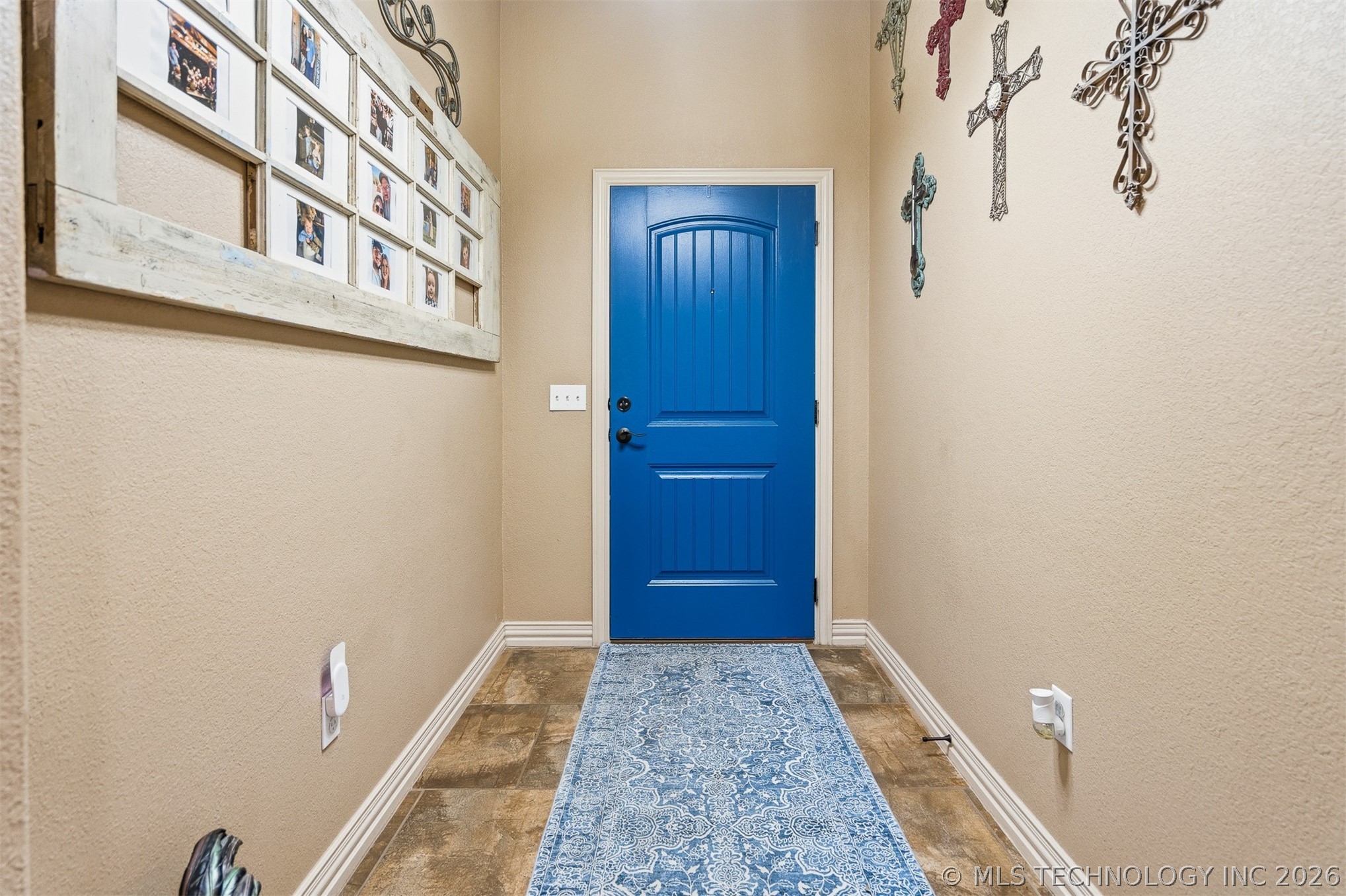 308 Hidden Property Photo 4