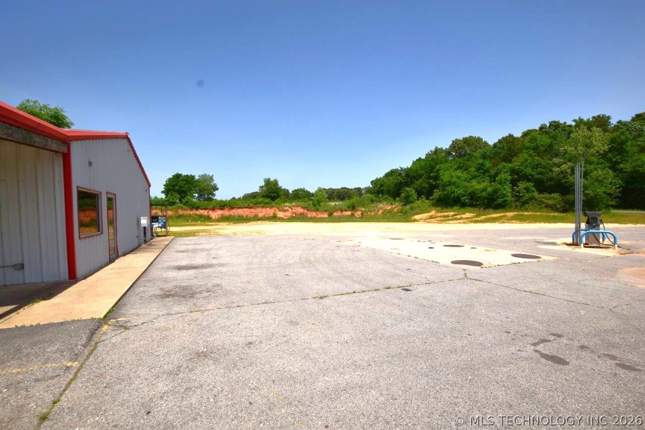 75174 Hwy 59 Property Photo 6