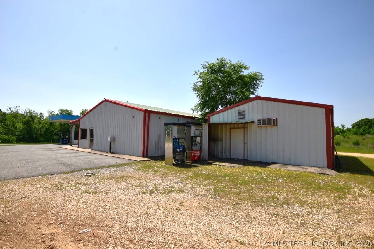 75174 Hwy 59 Property Photo 8