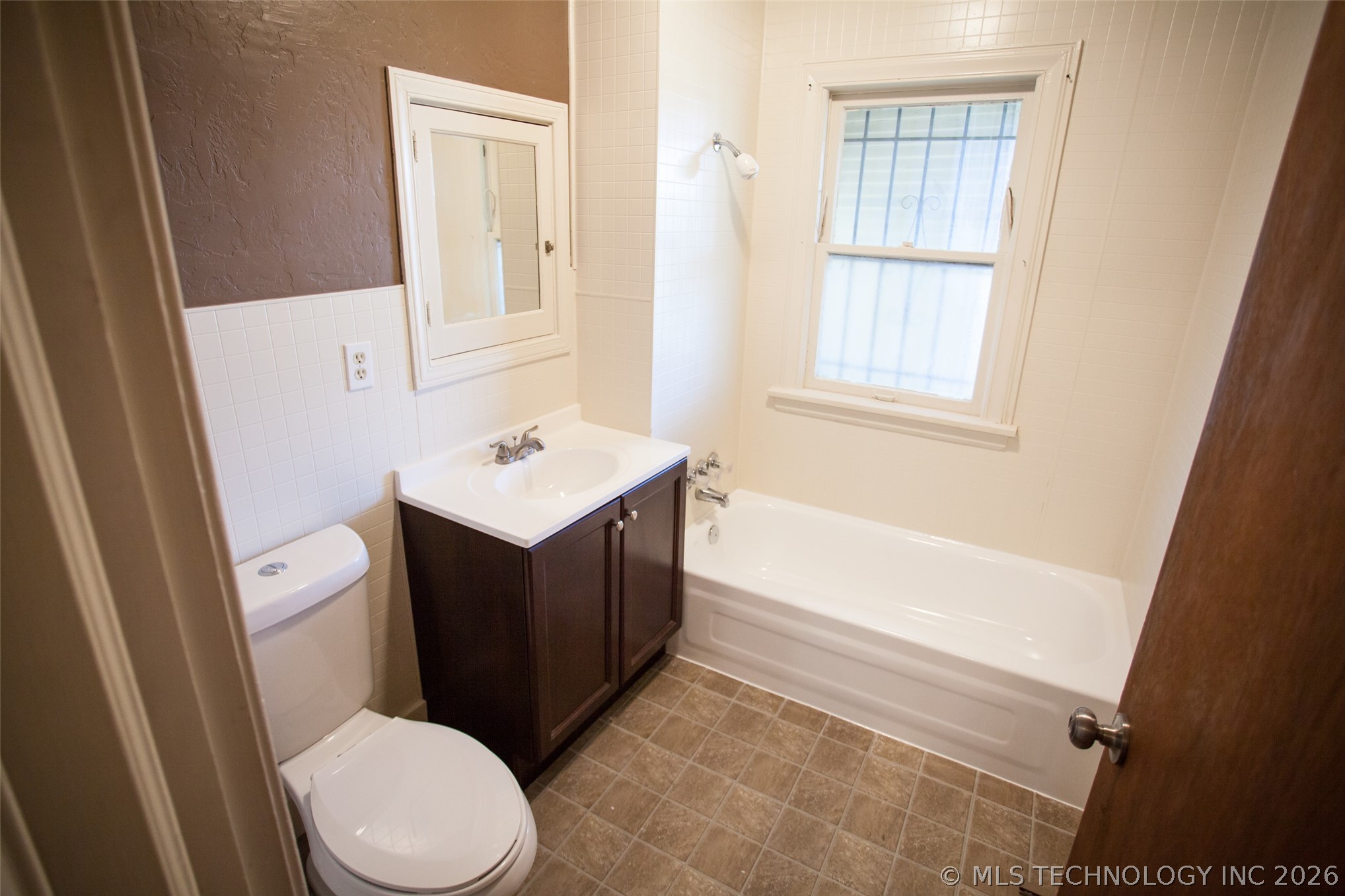 1165 N Boston Place Property Photo 6
