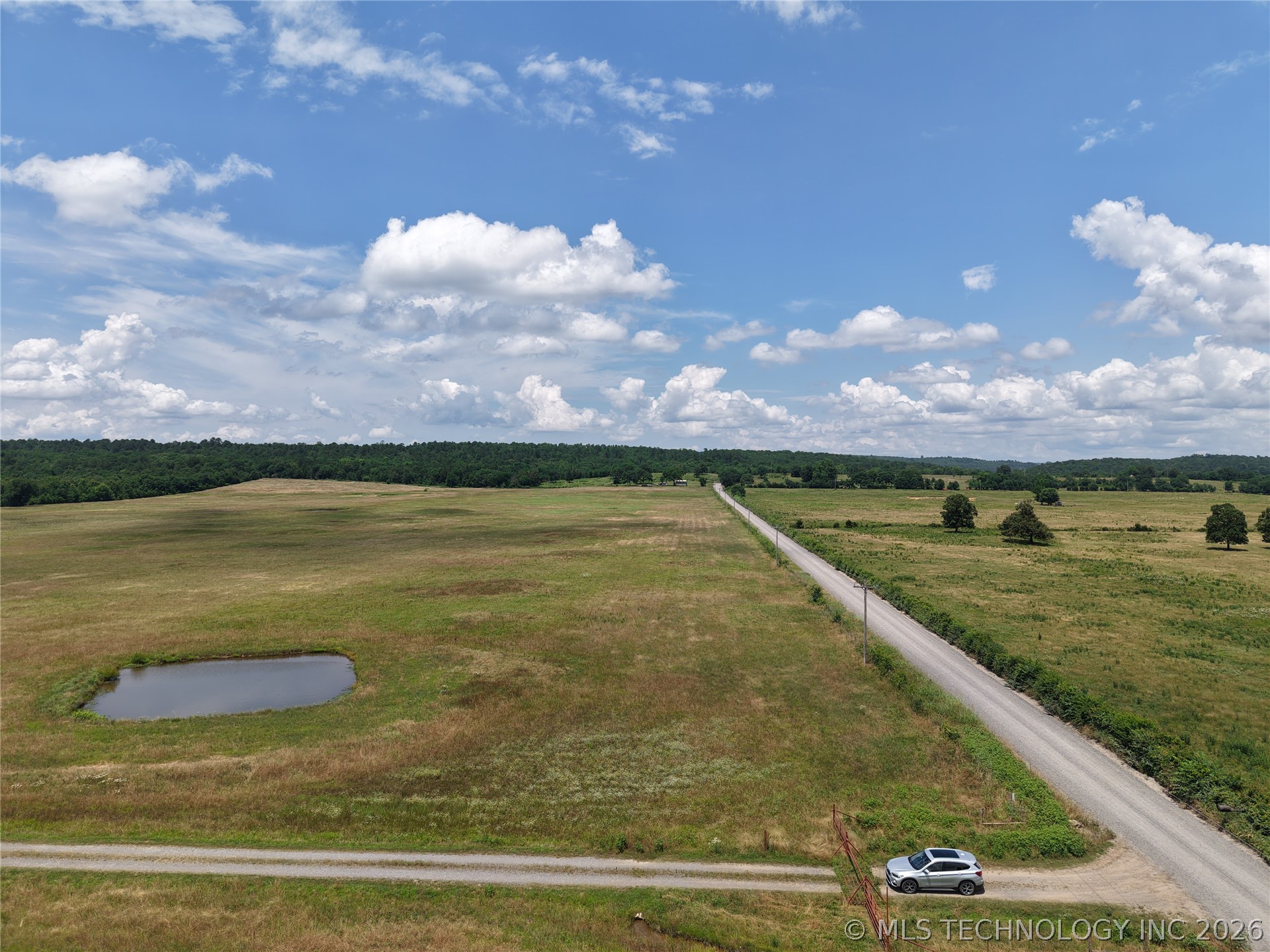 26415 Milton Property Photo 4
