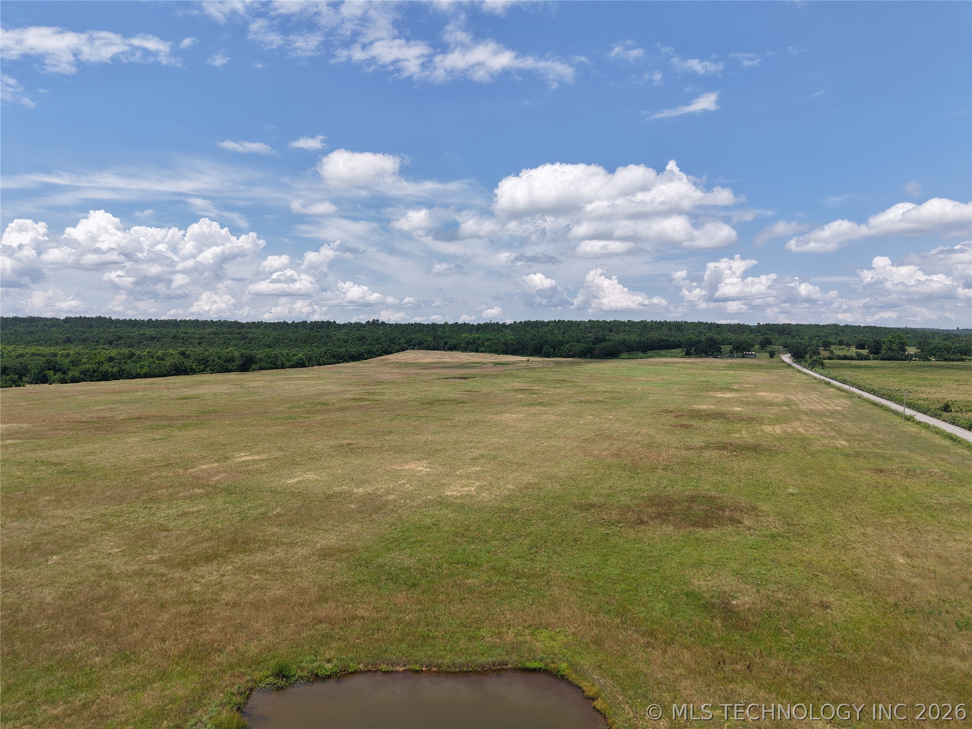 26415 Milton Property Photo 9