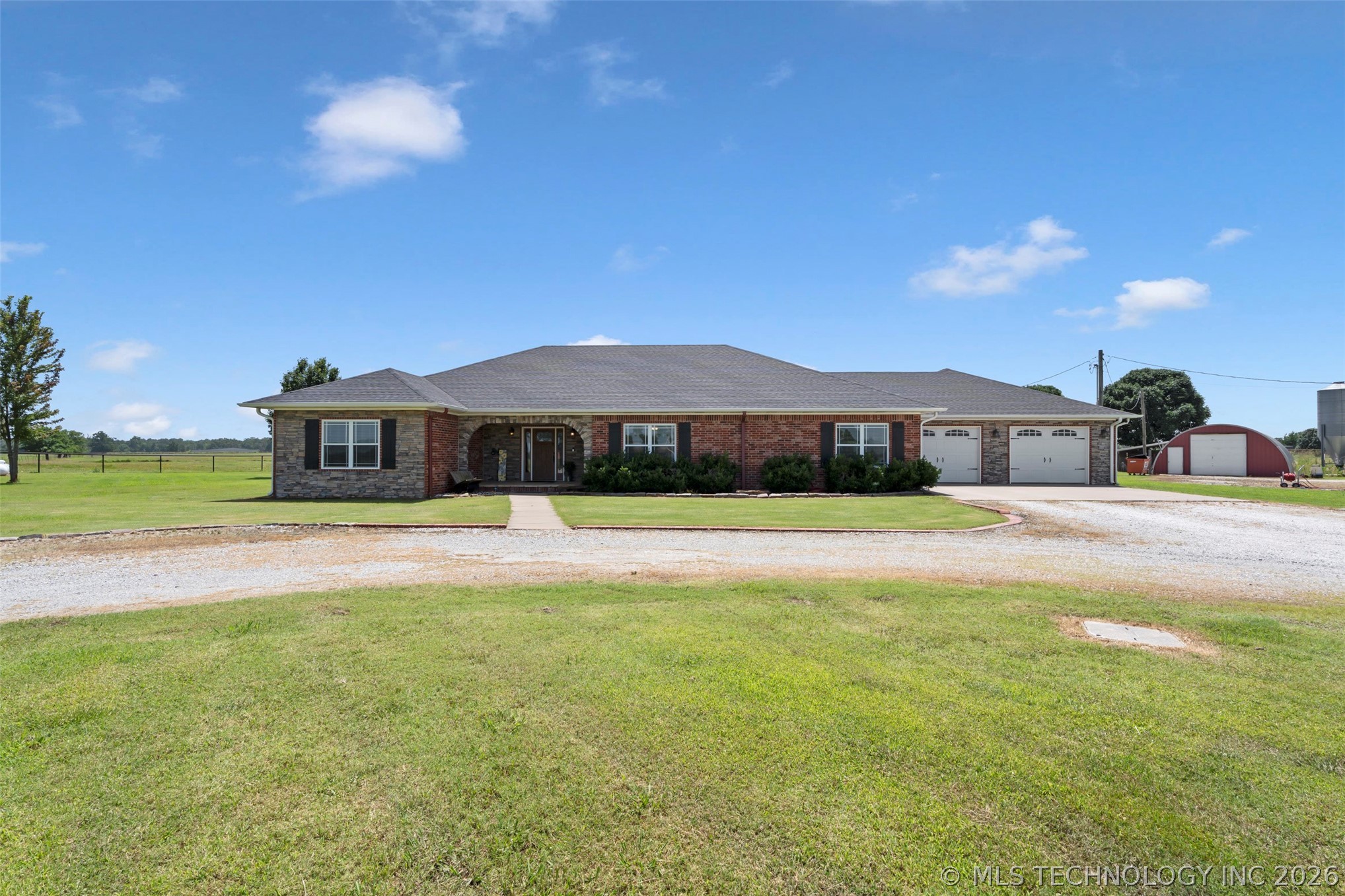 57455 E 230 Road Property Photo 2