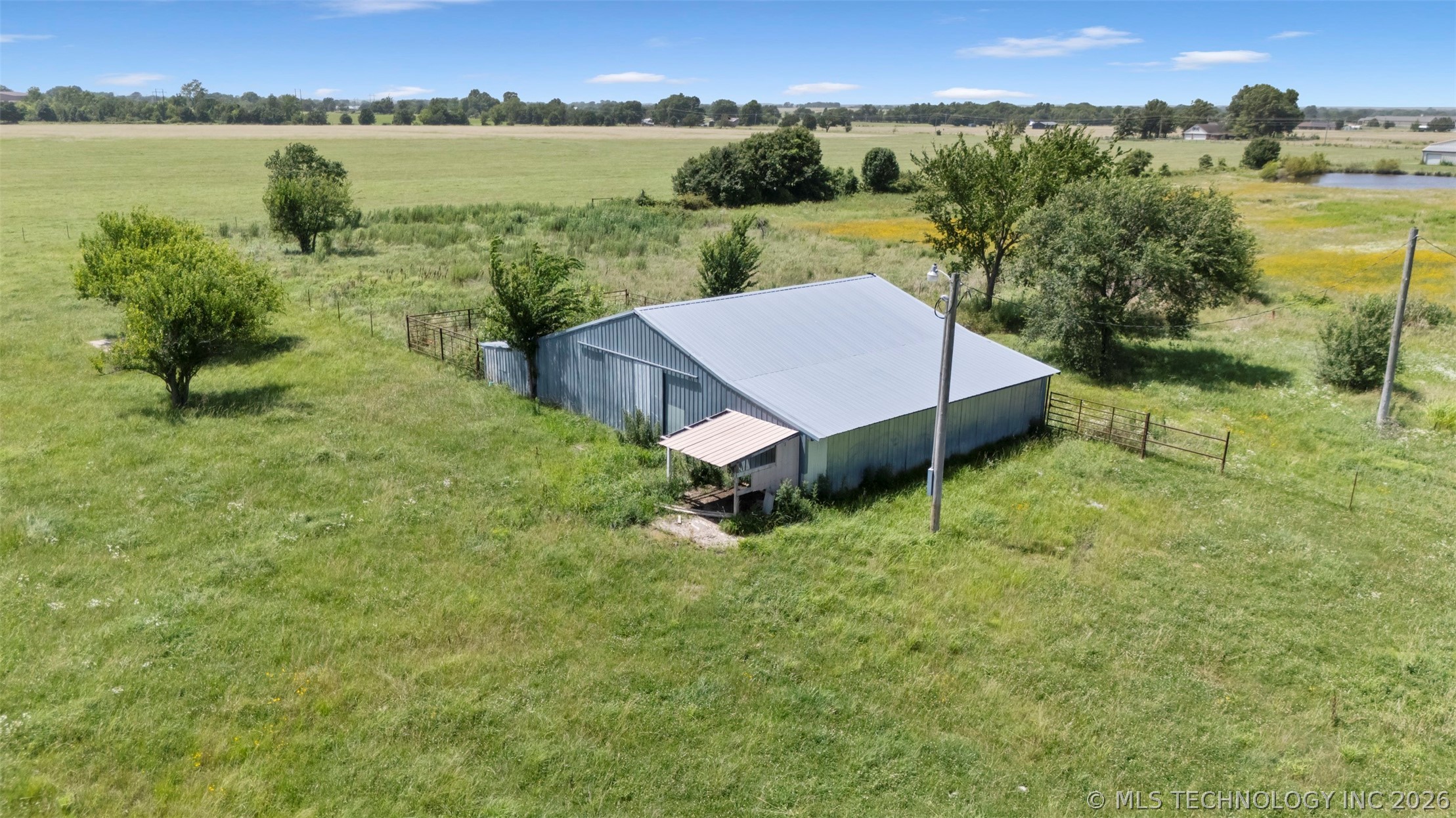 57455 E 230 Road Property Photo 7