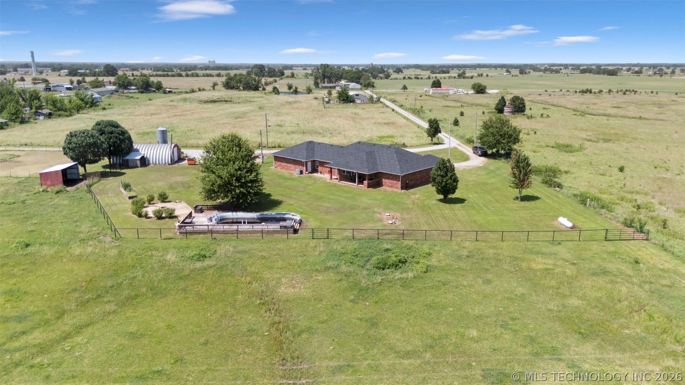 57455 E 230 Road Property Photo 13