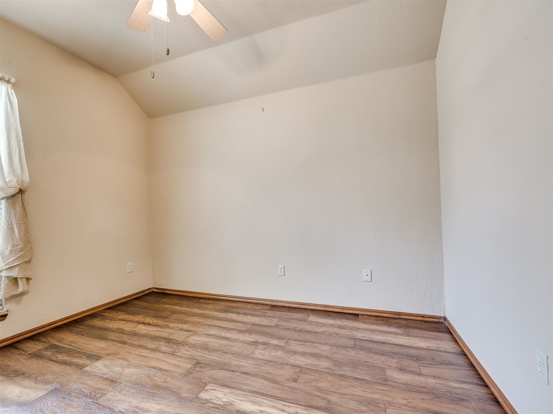 17217 Picasso Drive Property Photo 12
