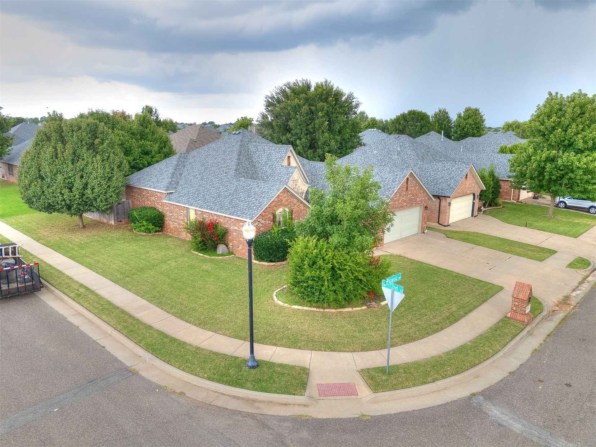 17217 Picasso Drive Property Photo 44