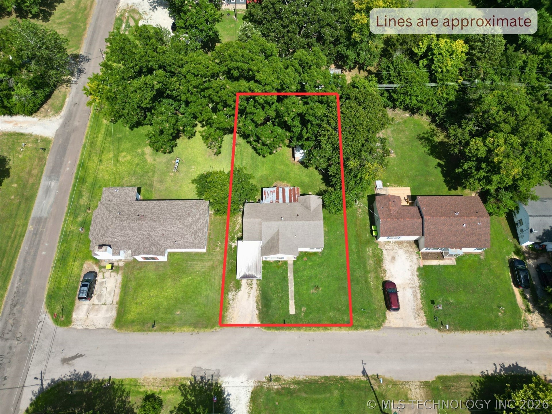 1002 S Highland Property Photo 5