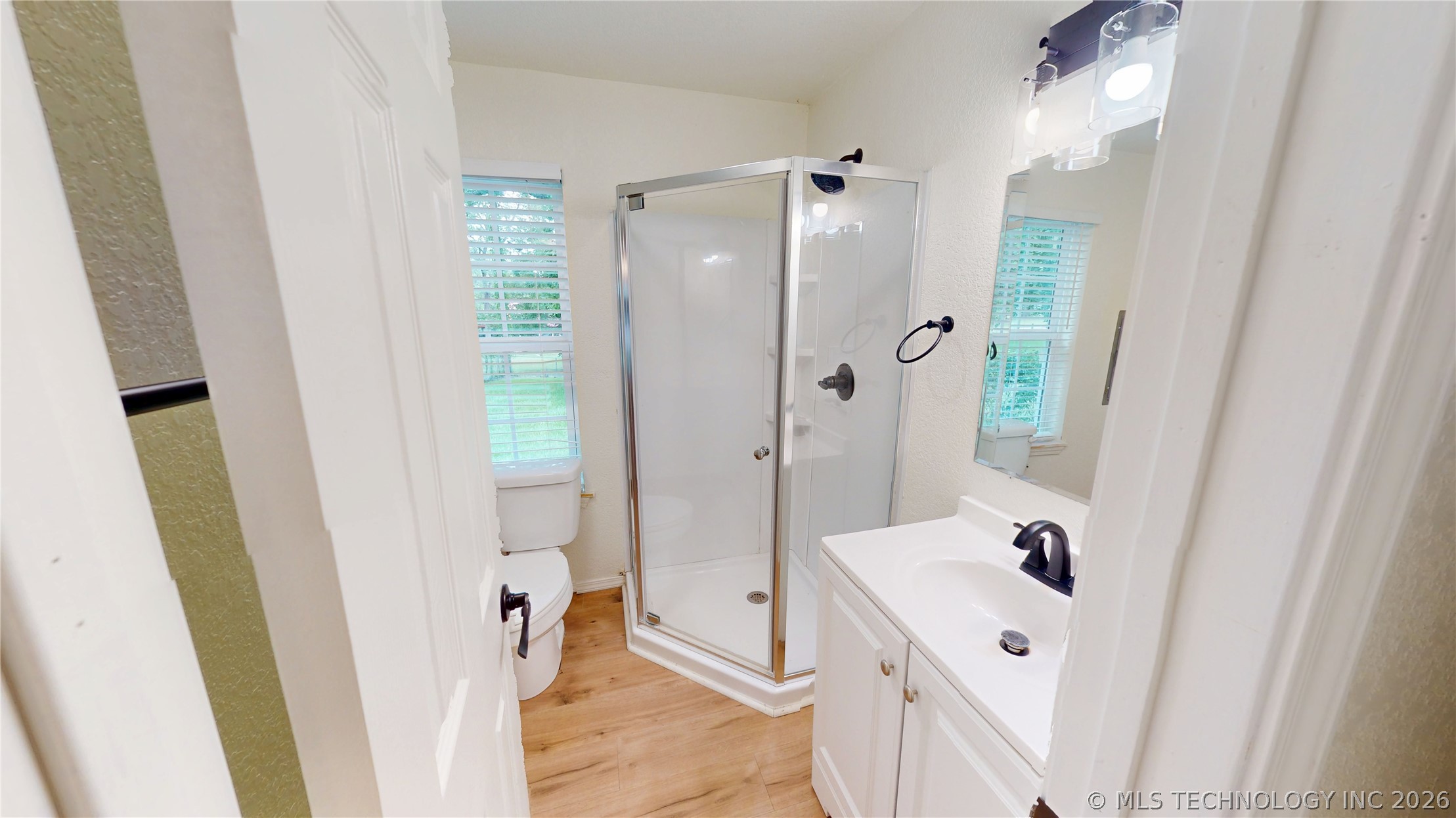1002 S Highland Property Photo 24