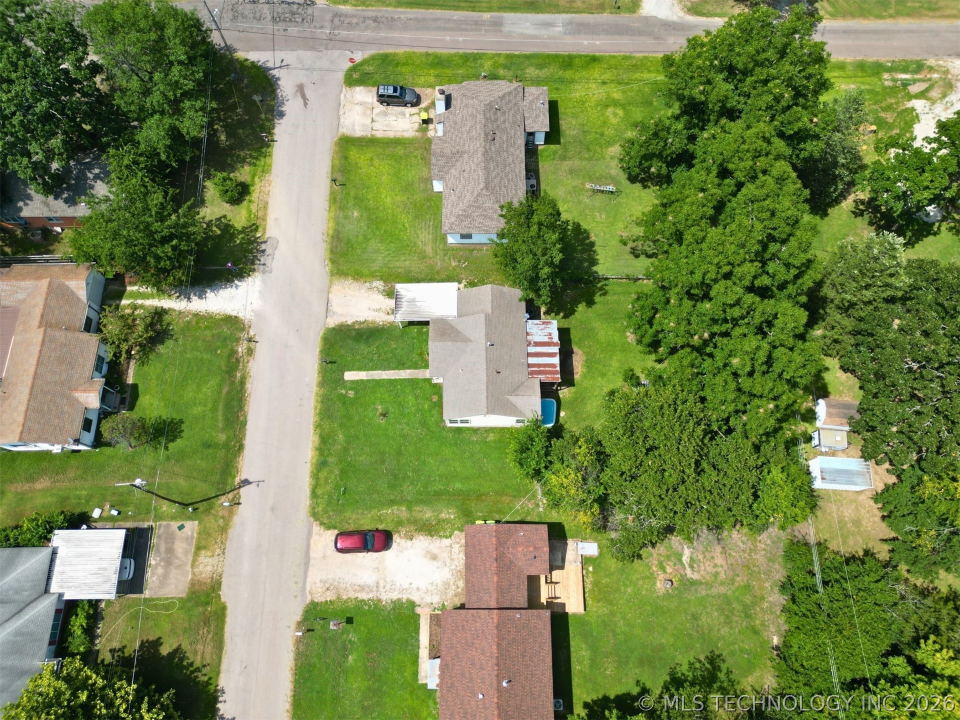1002 S Highland Property Photo 38