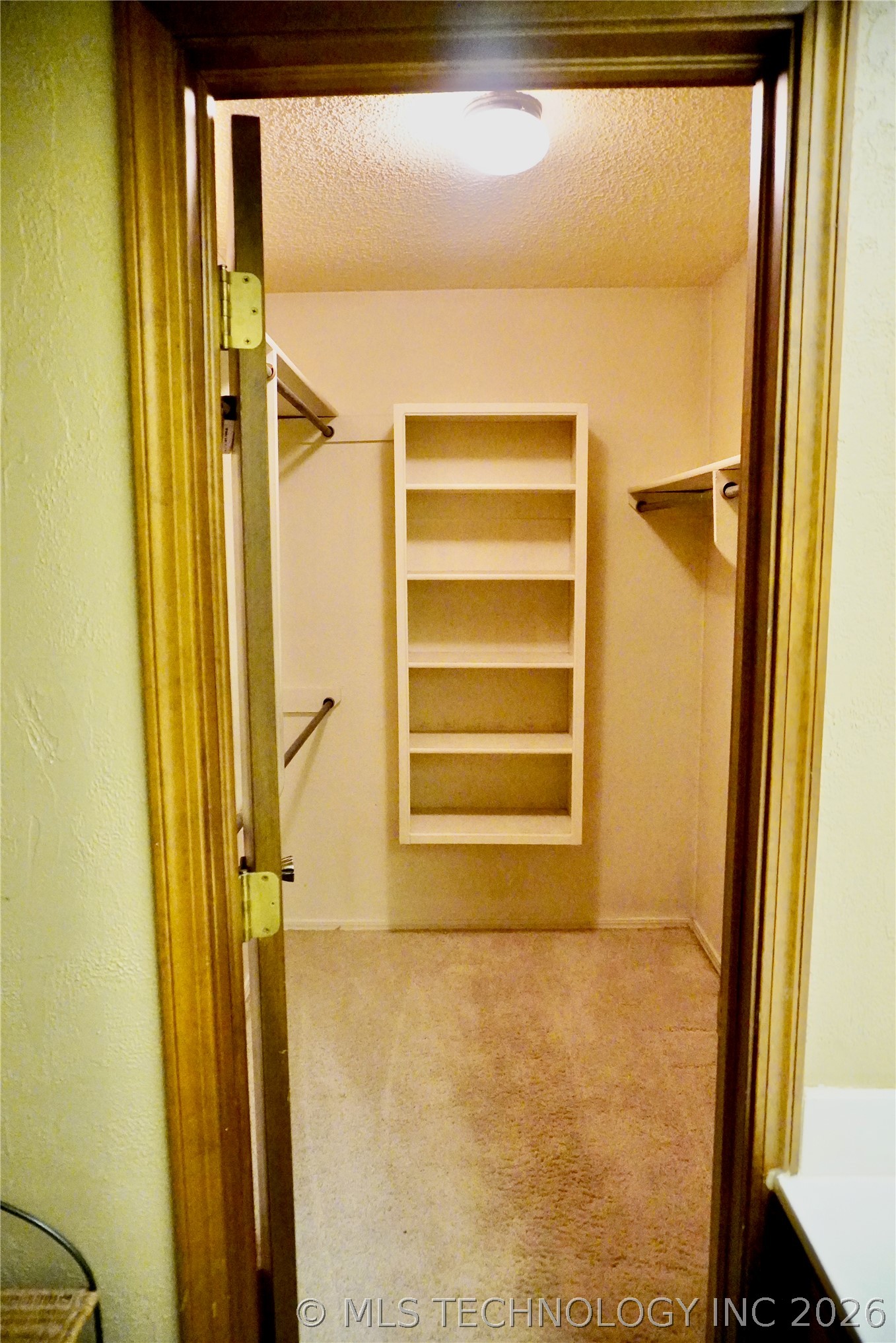 7505 S Gum Avenue Property Photo 25