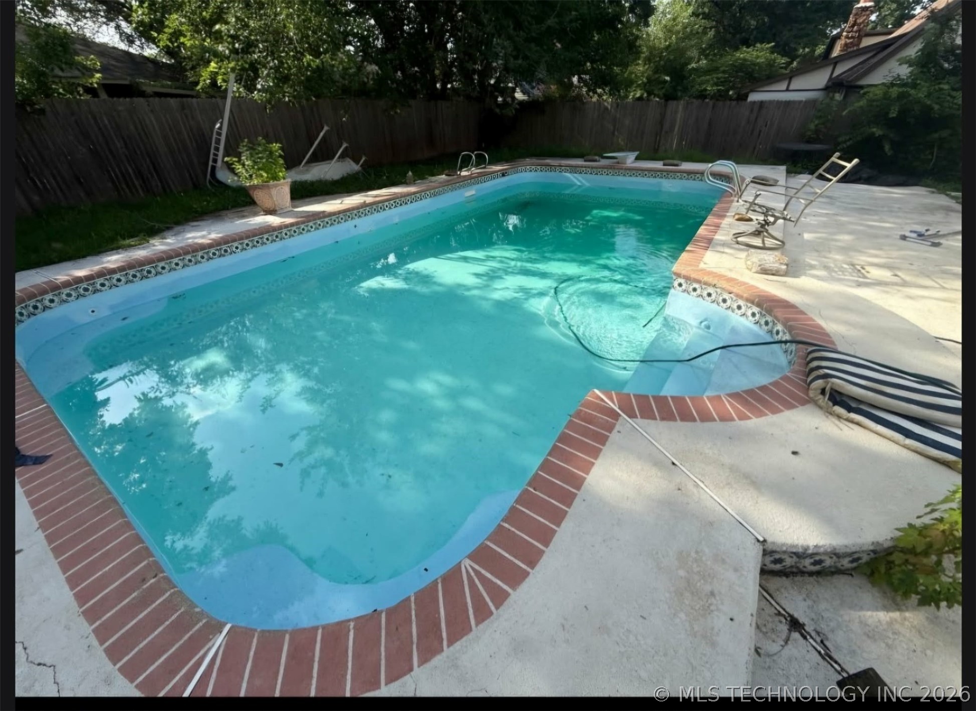 7505 S Gum Avenue Property Photo 31