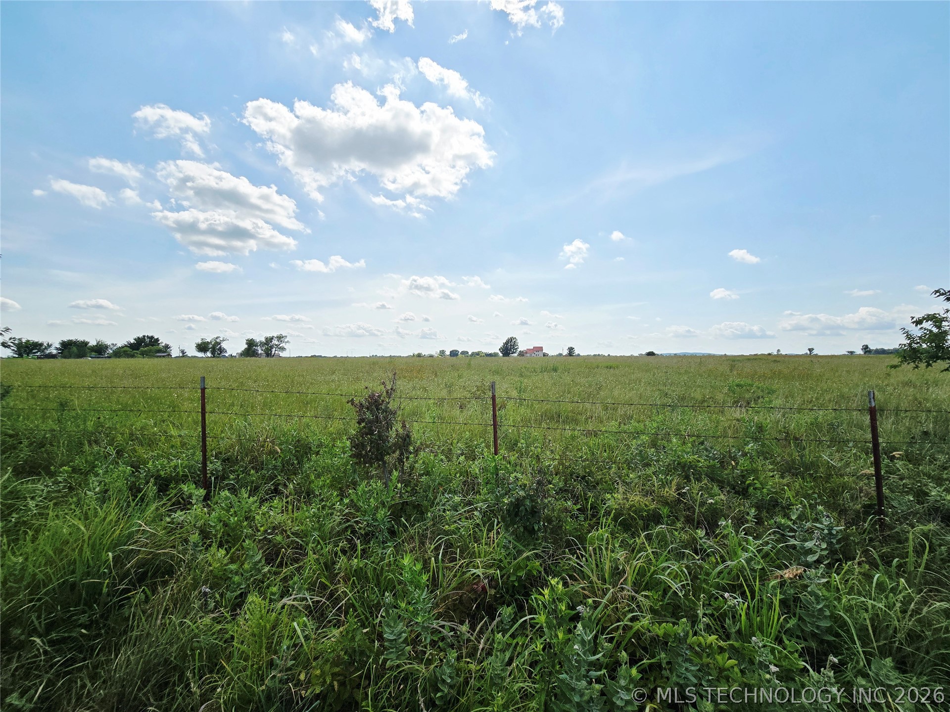 5650 N 434 Road Property Photo 3