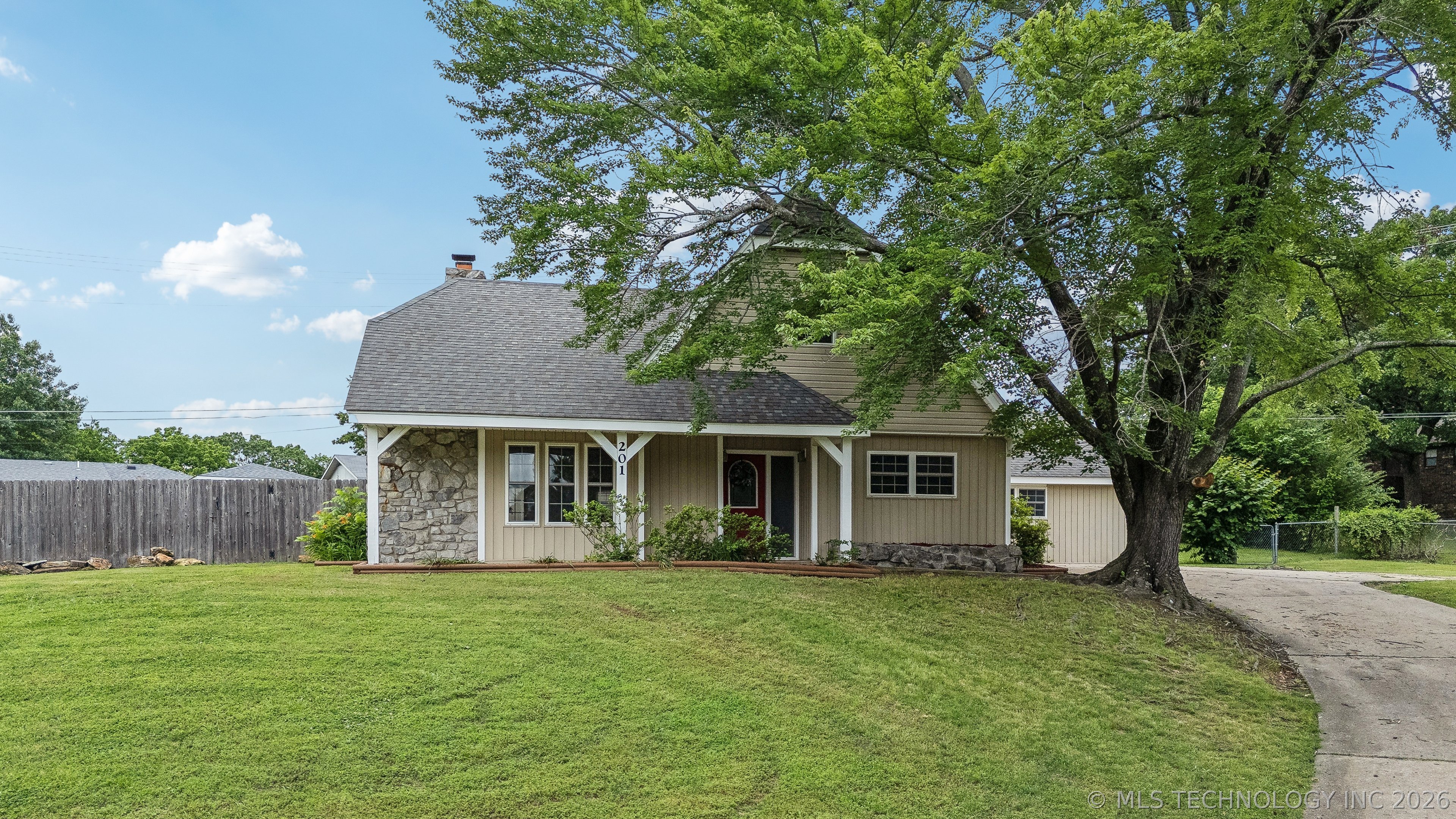 206 Sandy Circle Property Photo 48