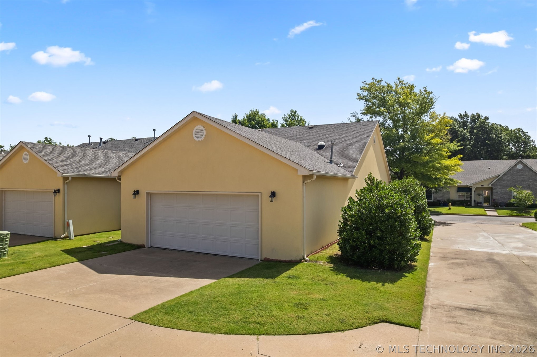 7412 S 85th East Avenue Property Photo 20