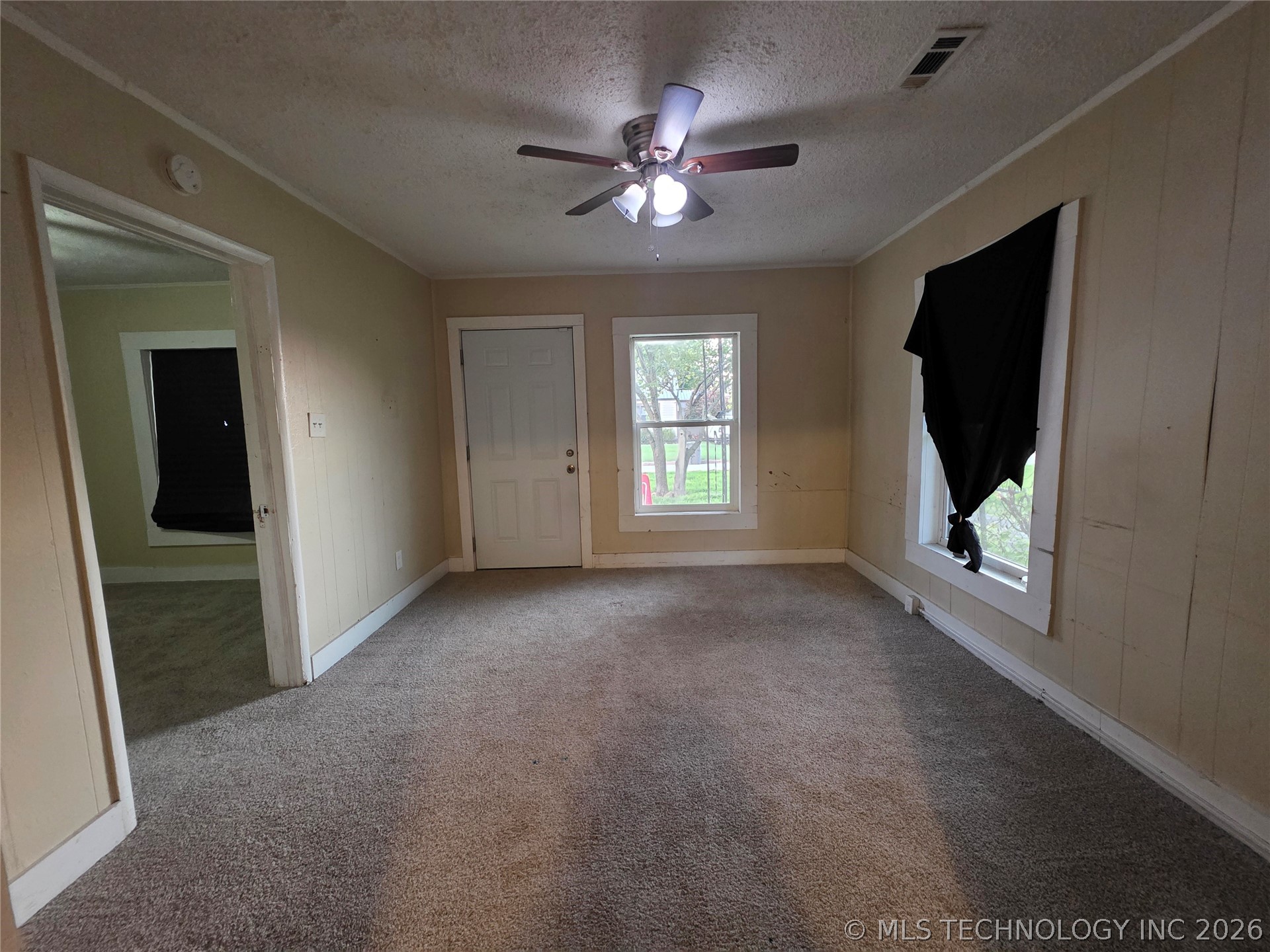 403 S 47th West Avenue Property Photo 3