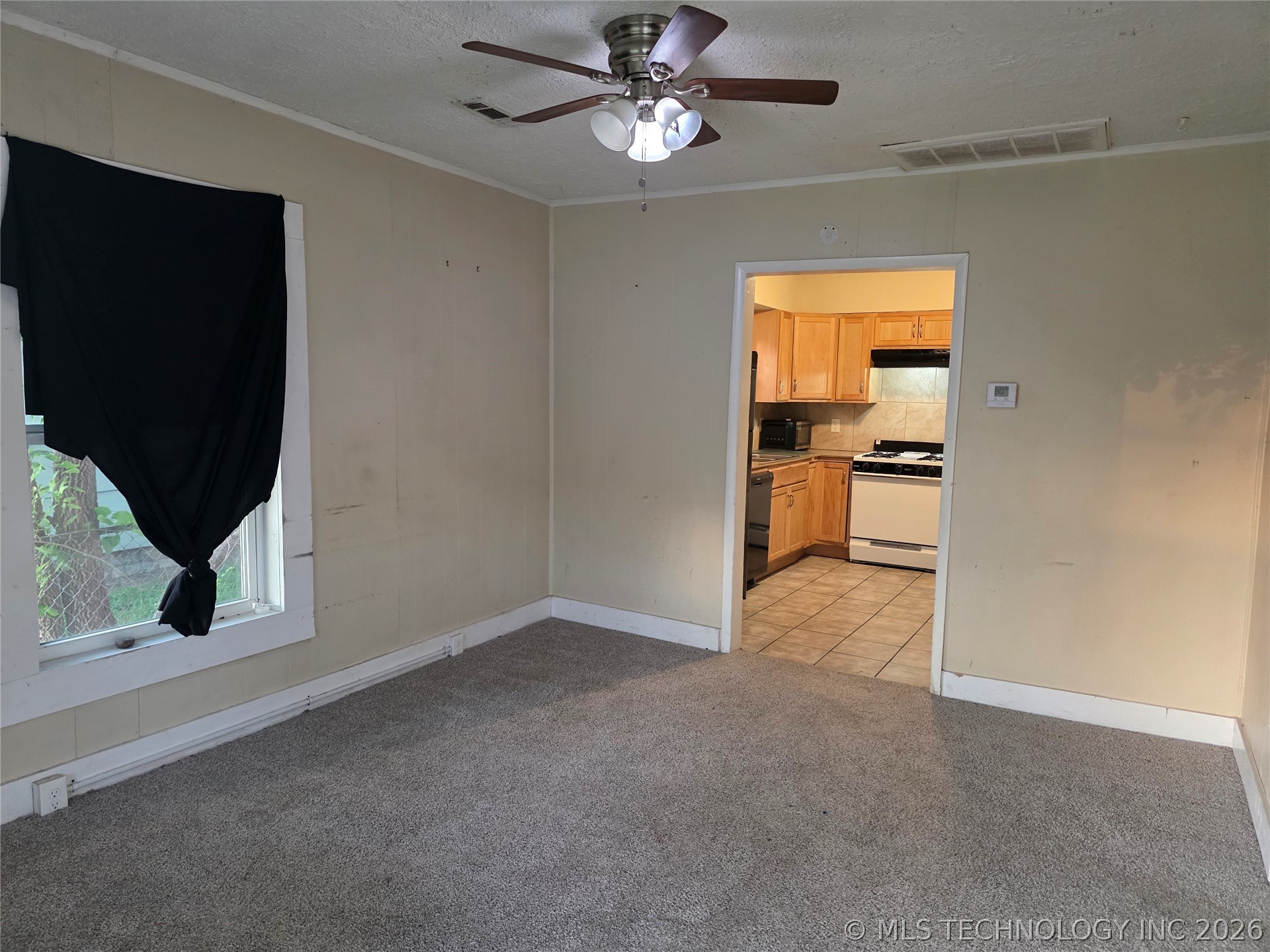 403 S 47th West Avenue Property Photo 4