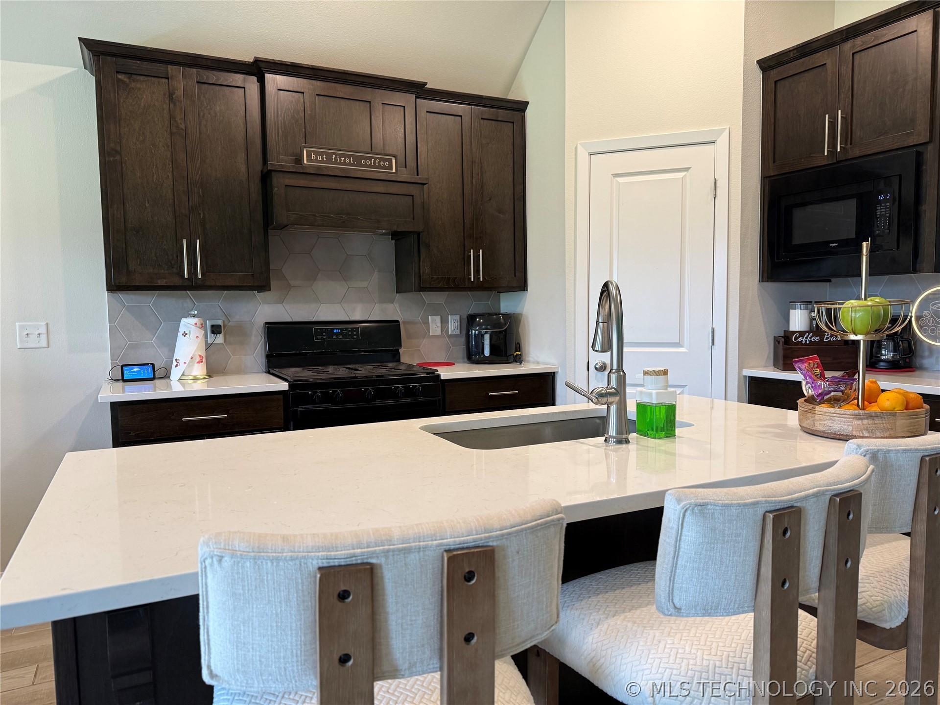 12451 S Kingston Avenue Property Photo 12