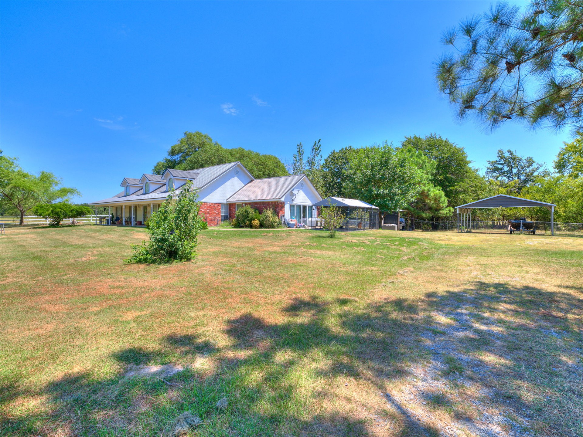 9735 E Sandy Creek Road Property Photo 5