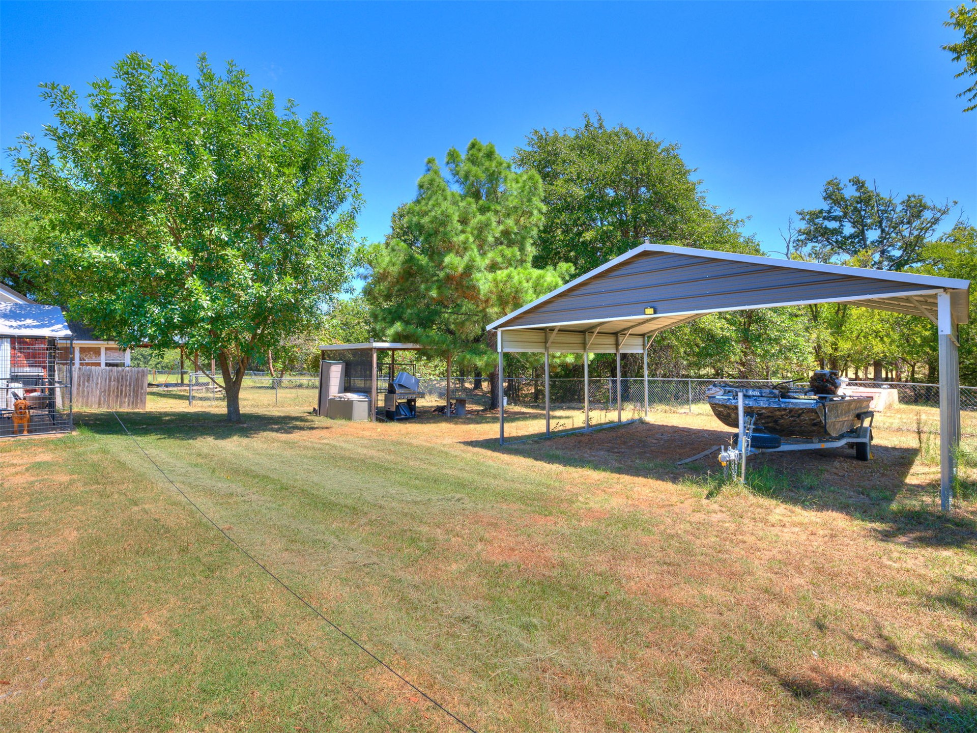 9735 E Sandy Creek Road Property Photo 6