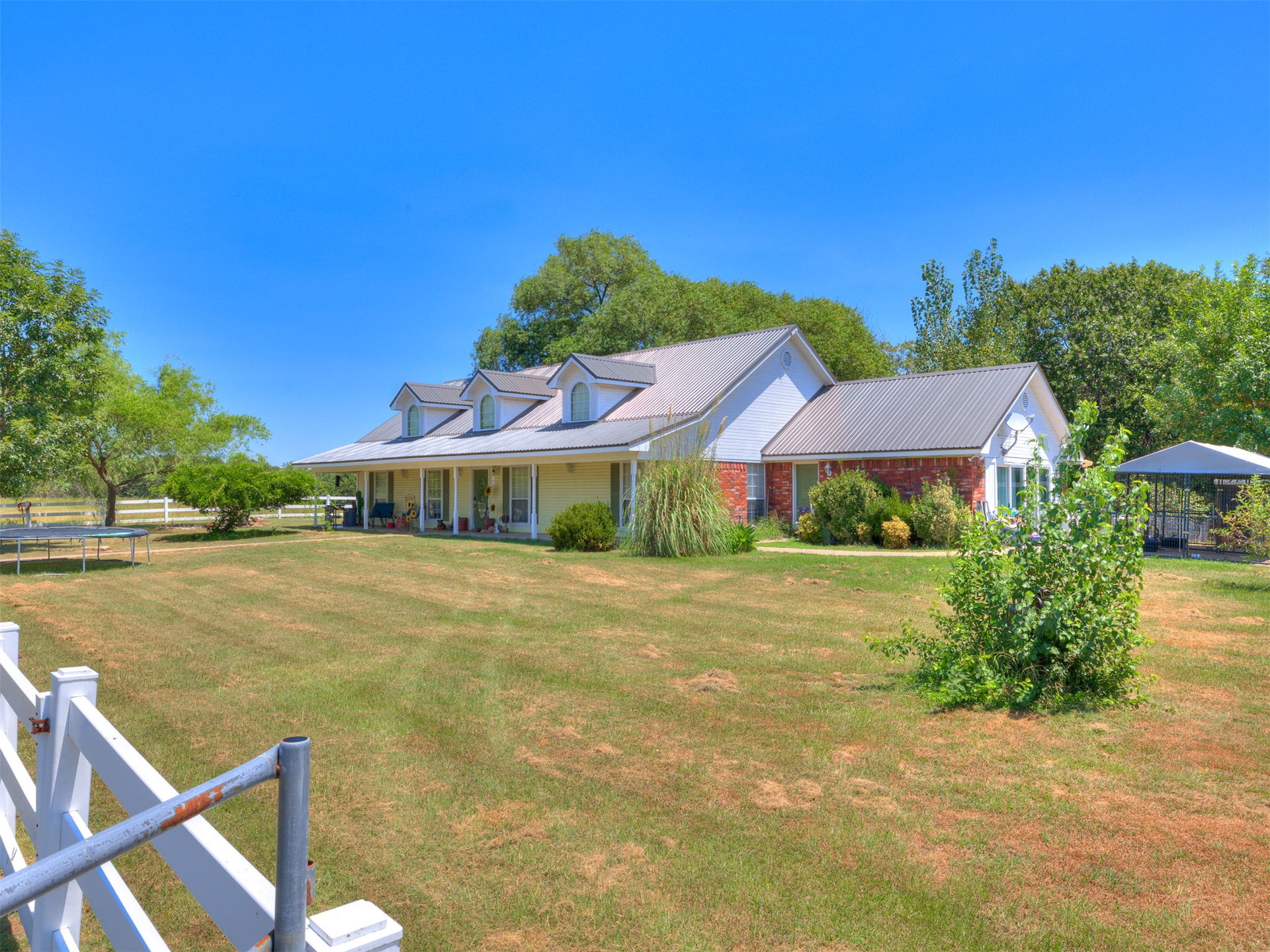 9735 E Sandy Creek Road Property Photo 14