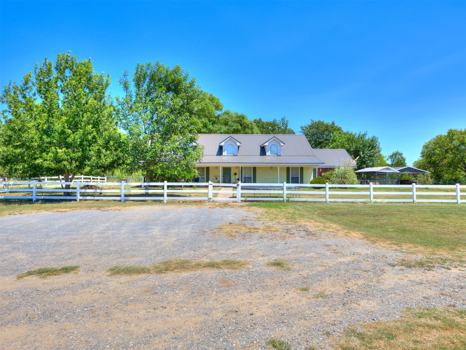 9735 E Sandy Creek Road Property Photo 22