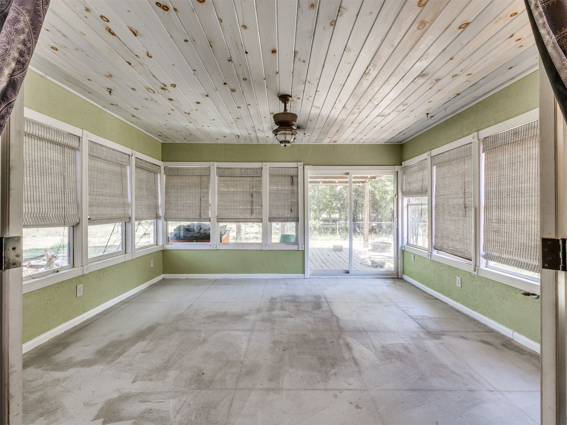 9735 E Sandy Creek Road Property Photo 43
