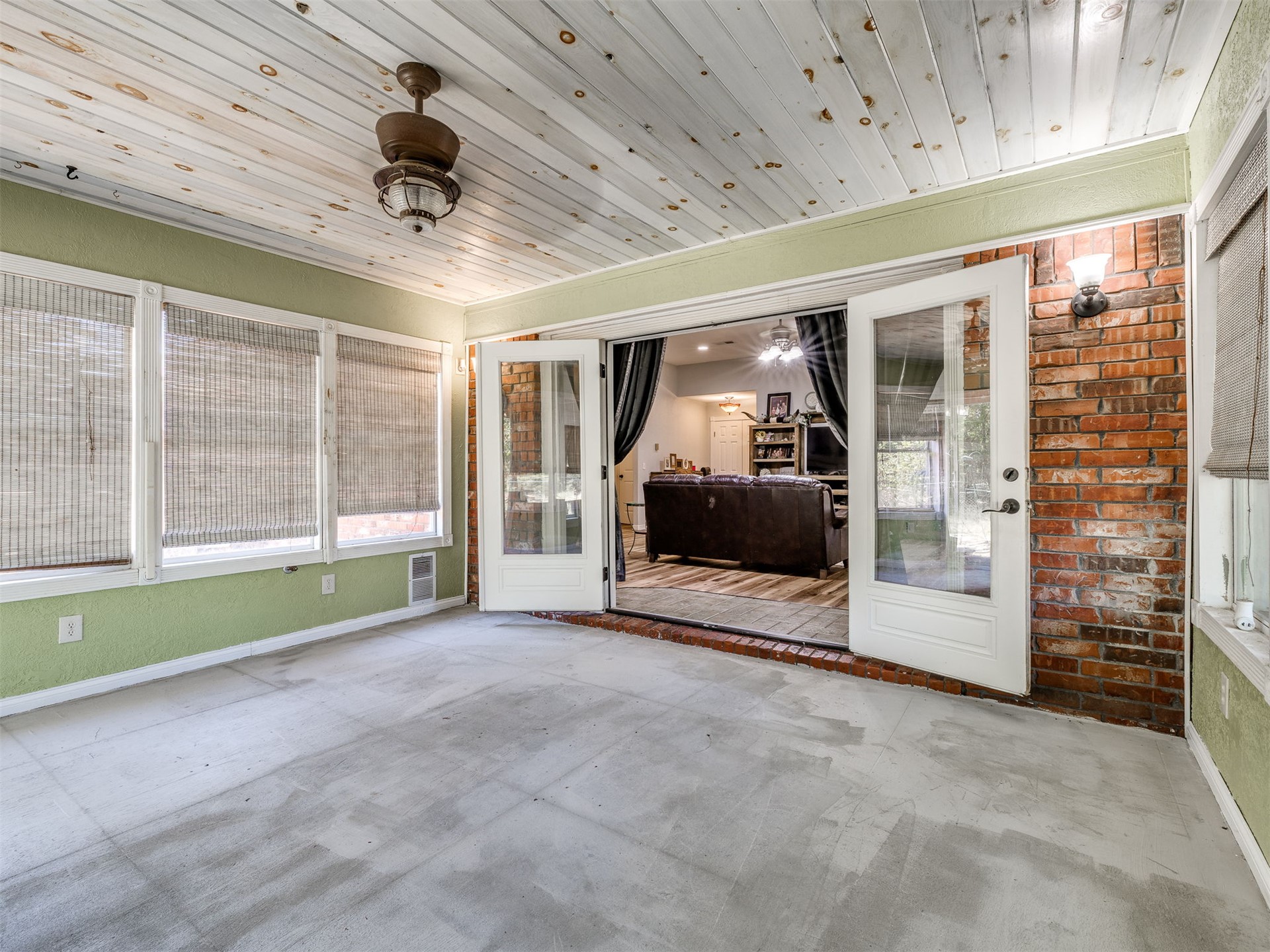 9735 E Sandy Creek Road Property Photo 45
