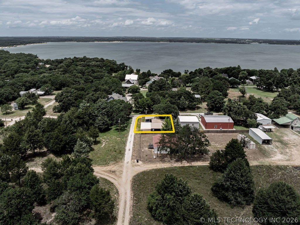 5112 Oakwood Property Photo 4