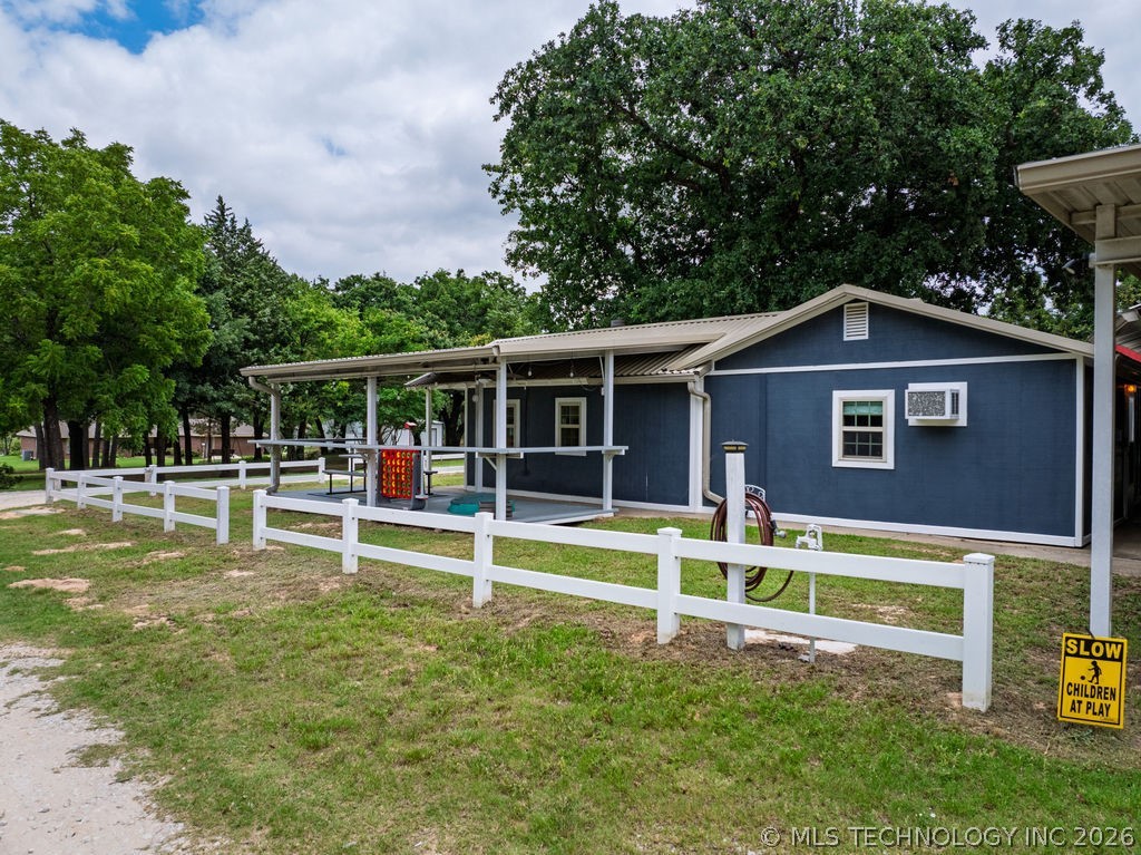 5112 Oakwood Property Photo 6