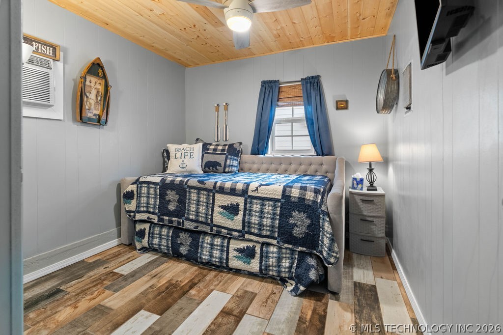 5112 Oakwood Property Photo 17