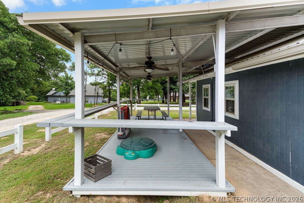 5112 Oakwood Property Photo 22