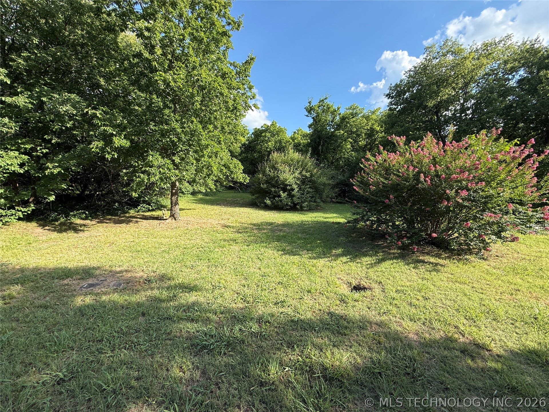 1000 9th Ne Property Photo 2